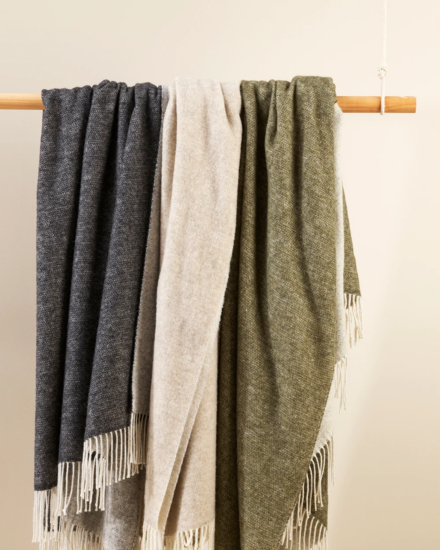CASA THROW - KALE
