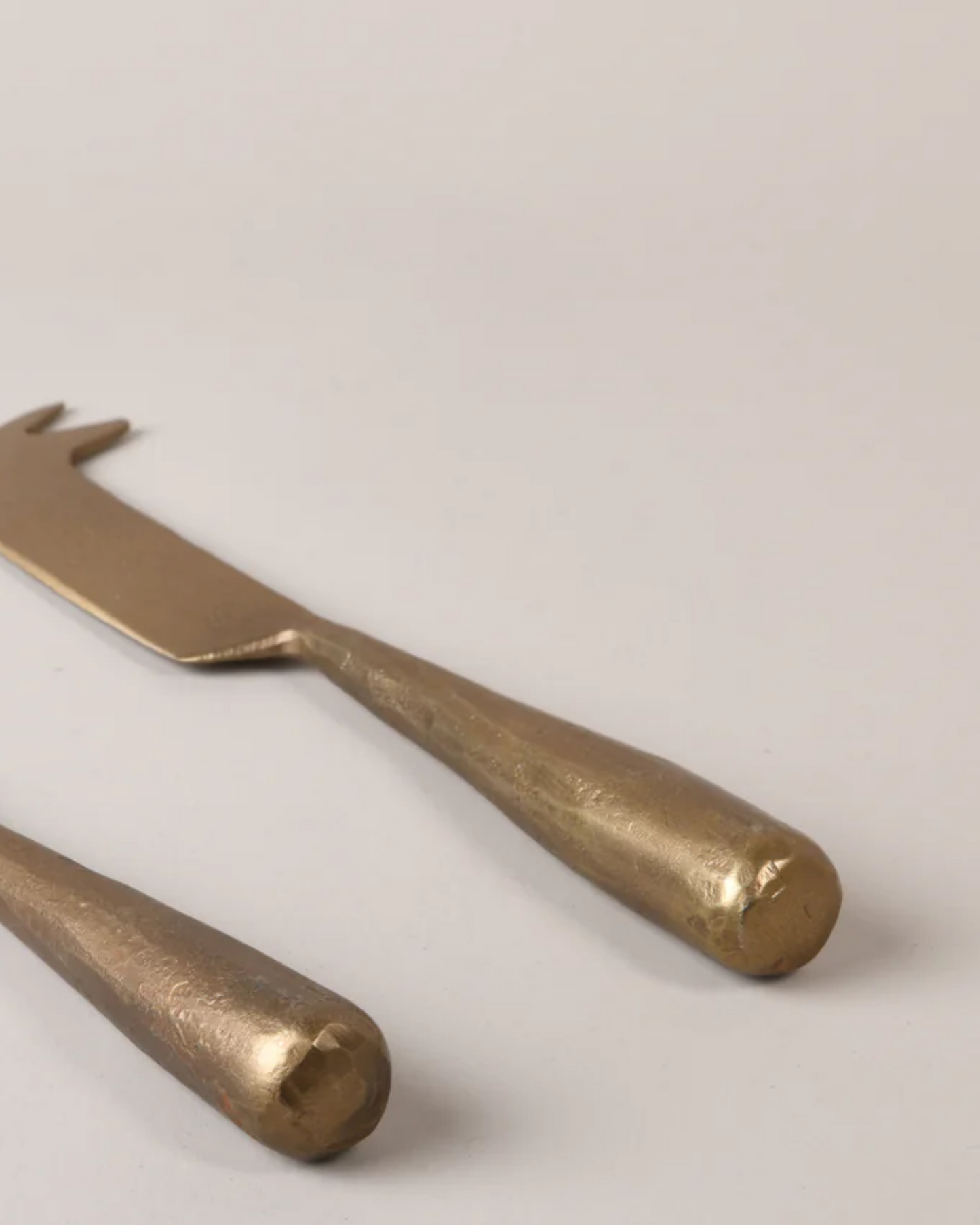 FORGED BRASS CHEES KNIFE