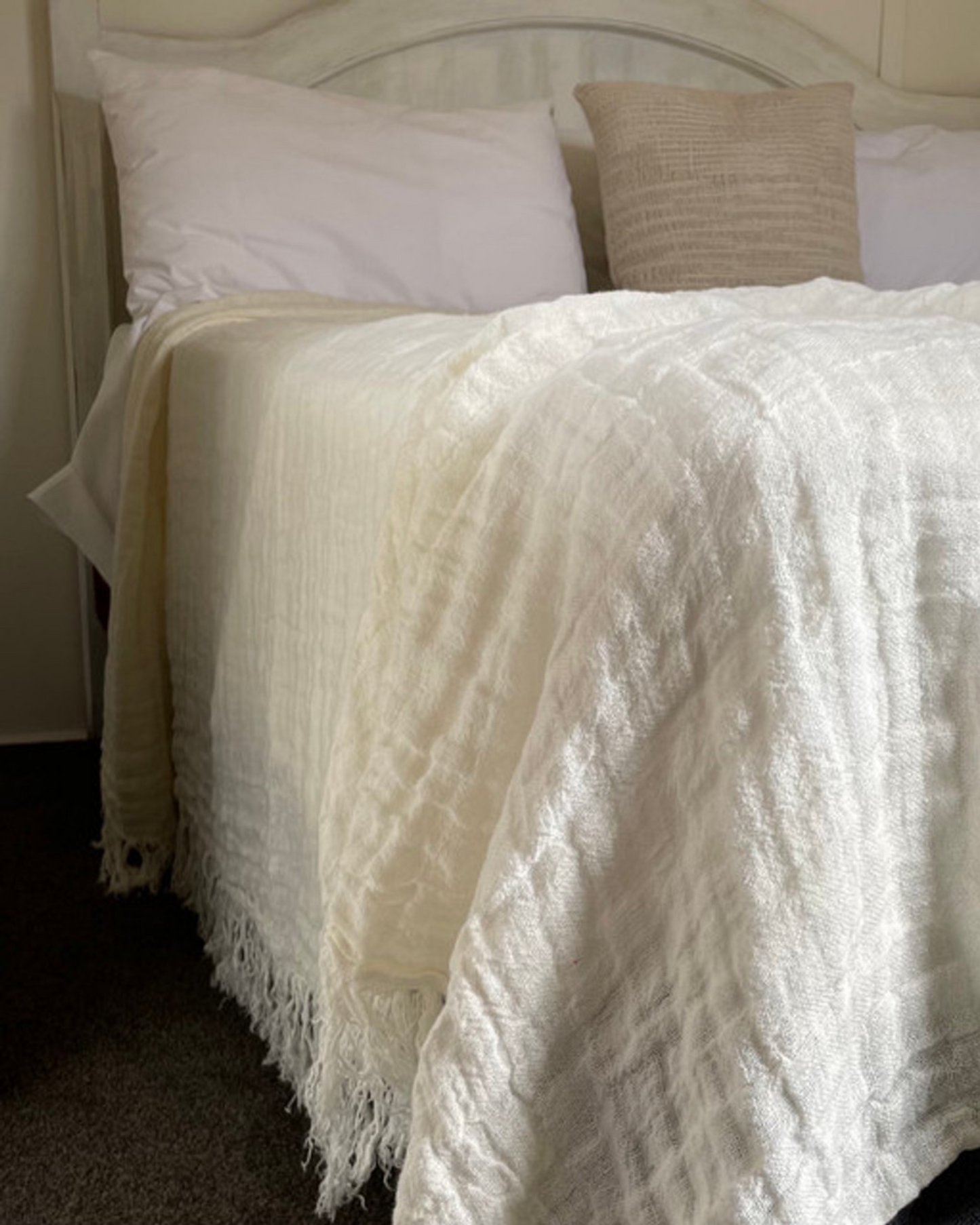 GRANGE FRINGED BEDCOVER - IVORY