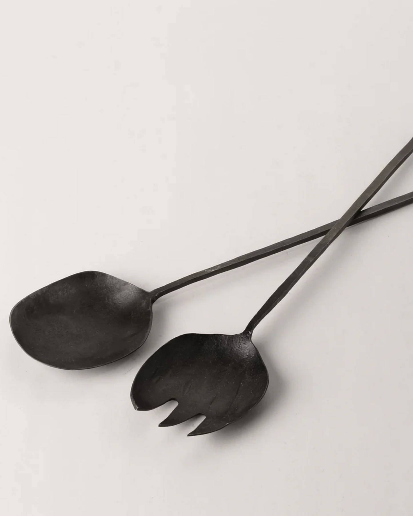 ANTIQUE FINISH IRON THIN HANDLE SERVERS