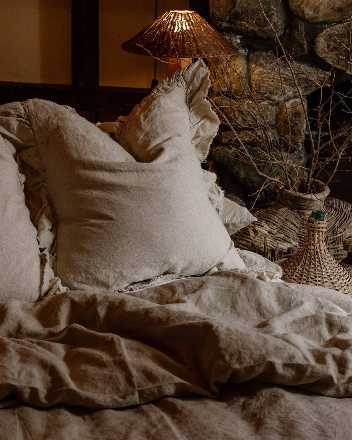 LE LIN NATURAL RUFFLE EDGE EURO PILLOW CASES