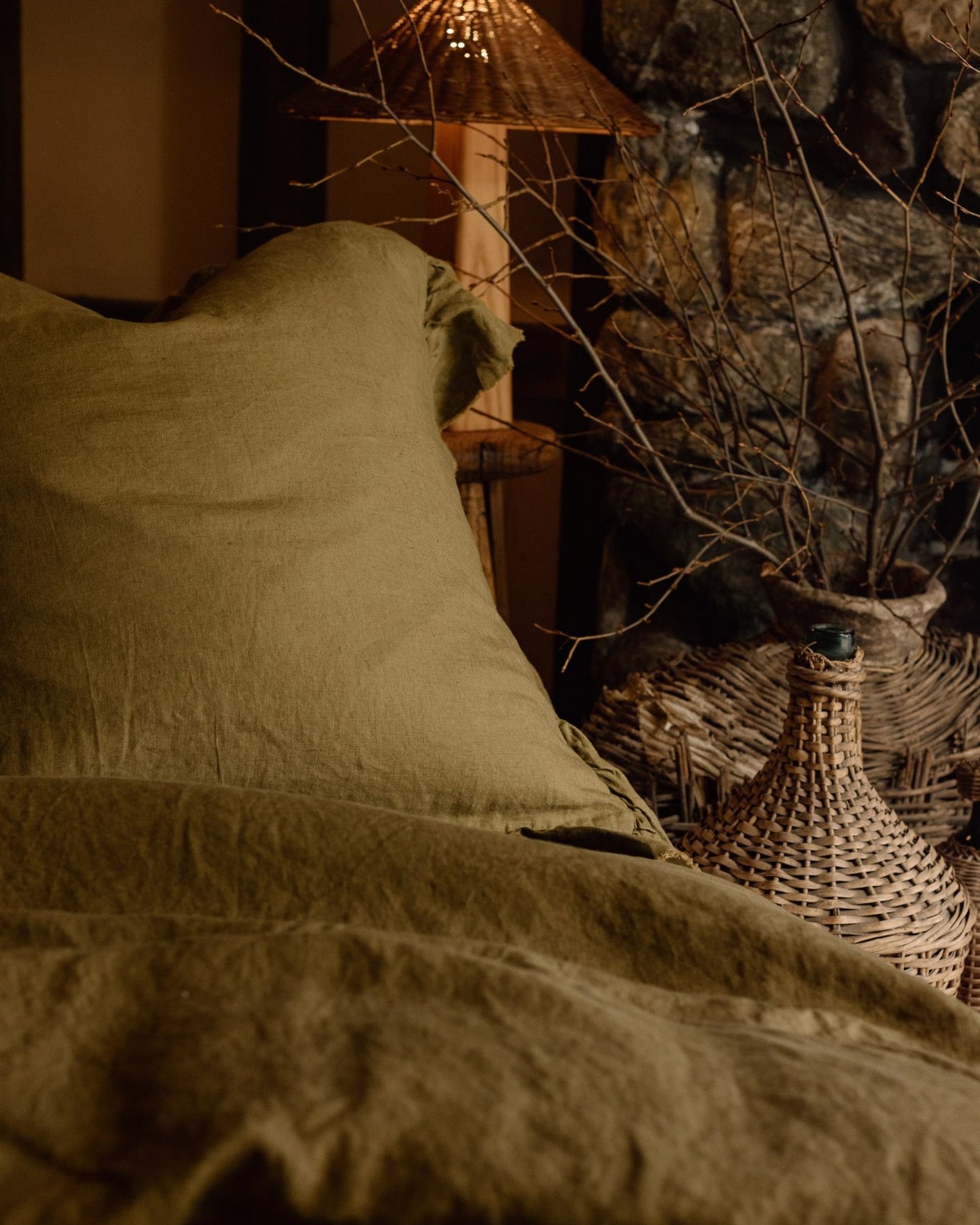 LE LIN OLIVE RUFFLE EDGE EURO PILLOW CASES