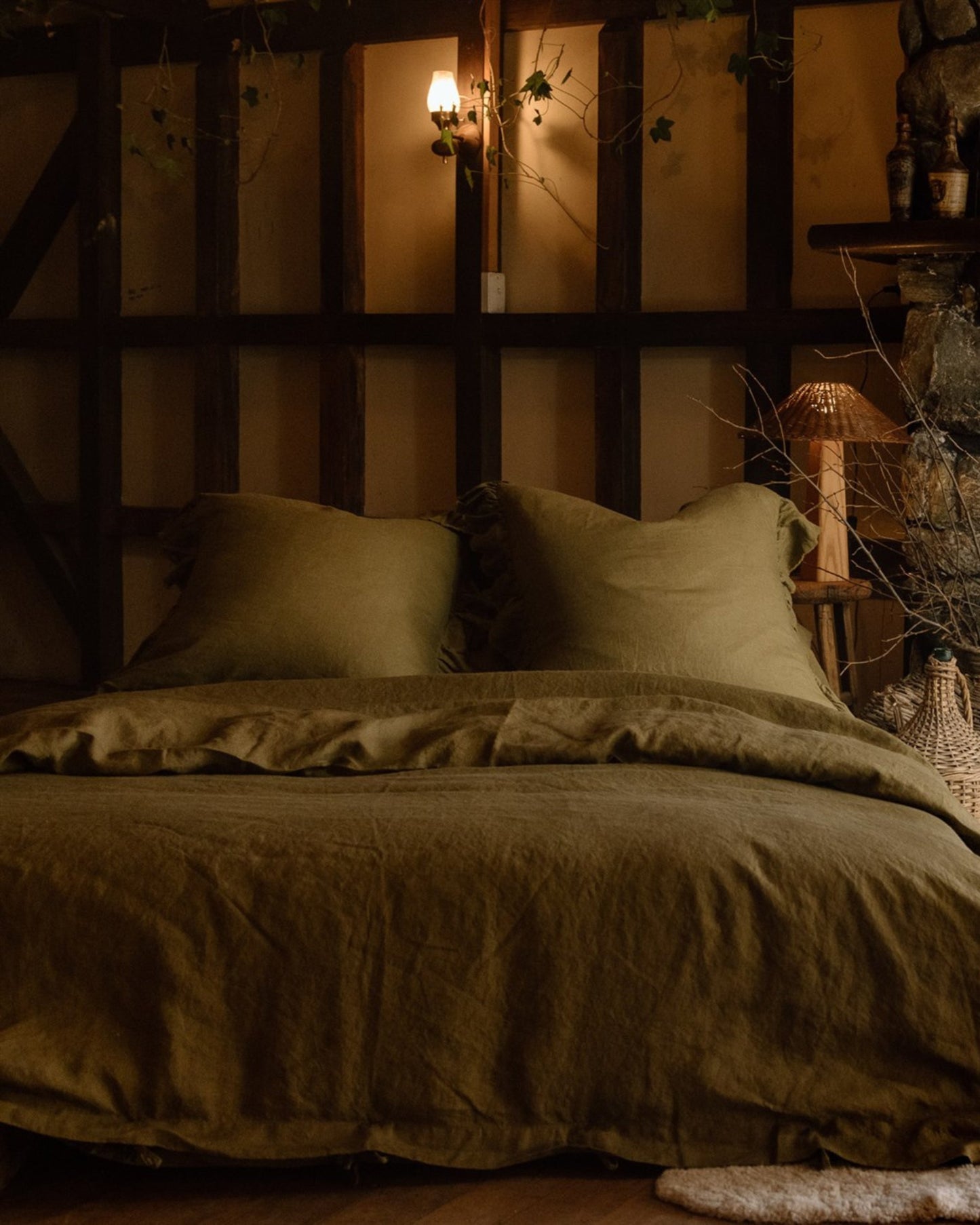 LE LIN OLIVE RUFFLE EDGE EURO PILLOW CASES