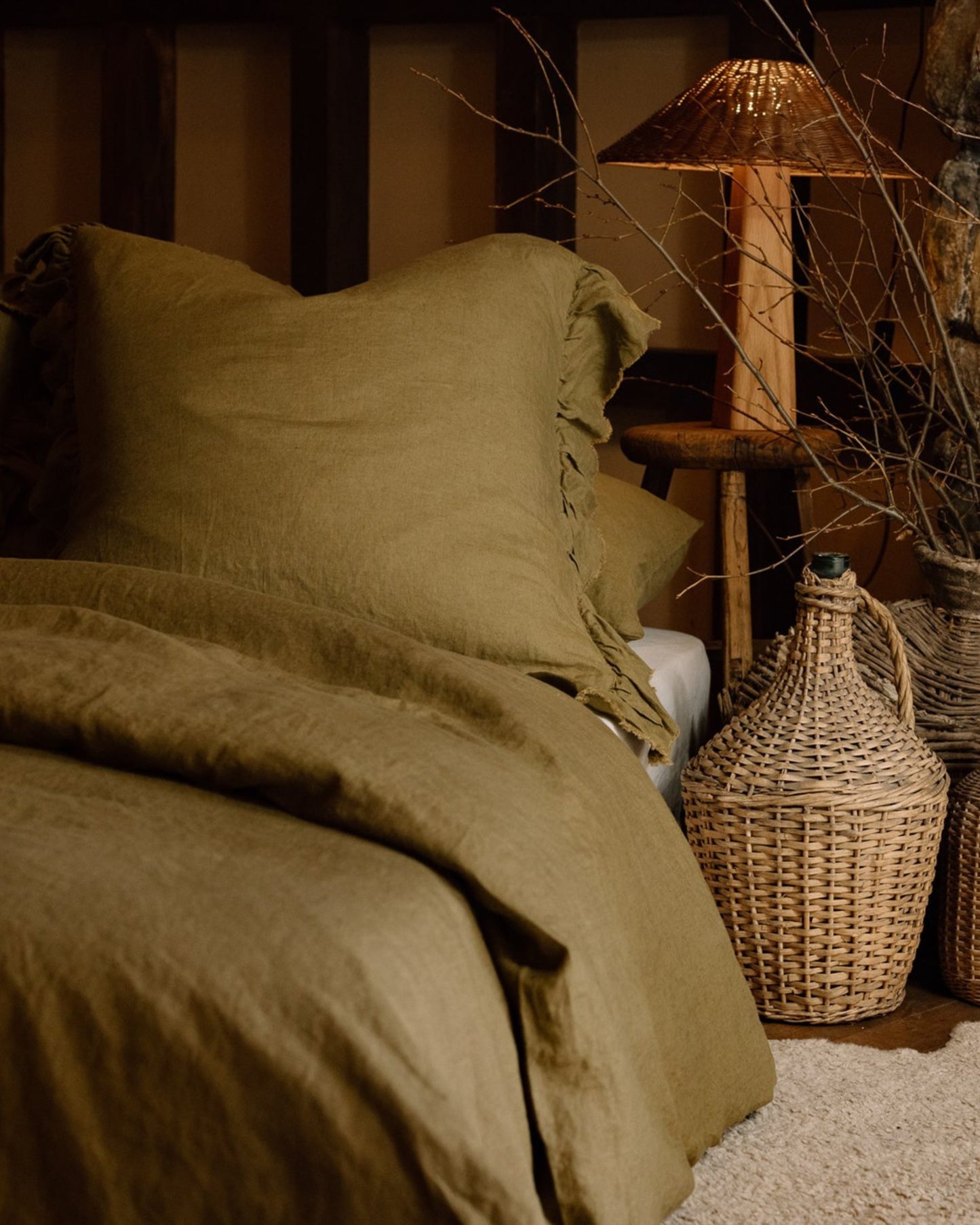 LE LIN OLIVE RUFFLE EDGE EURO PILLOW CASES