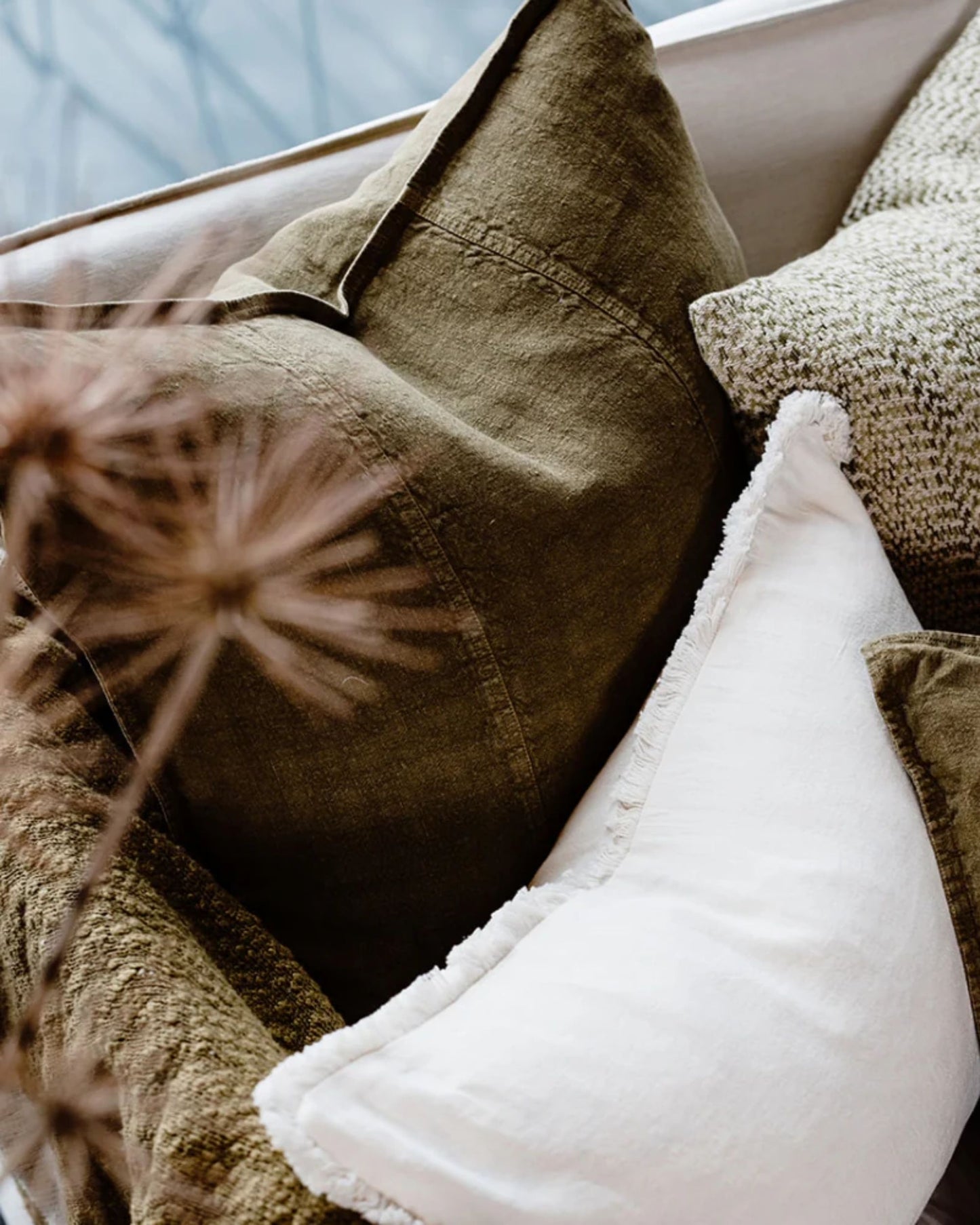 Luca Linen Cushion - Olive