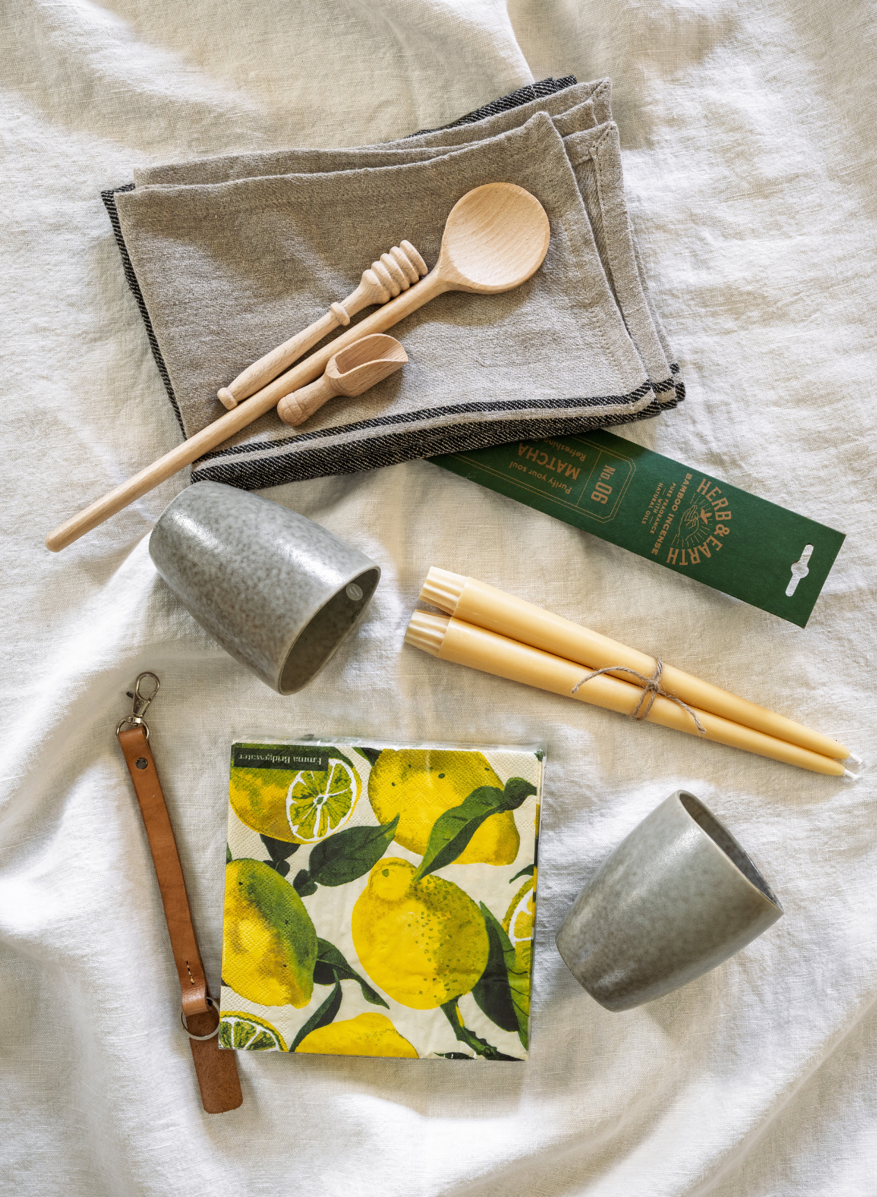 NEW HOME OWNERS GIFT BASKET