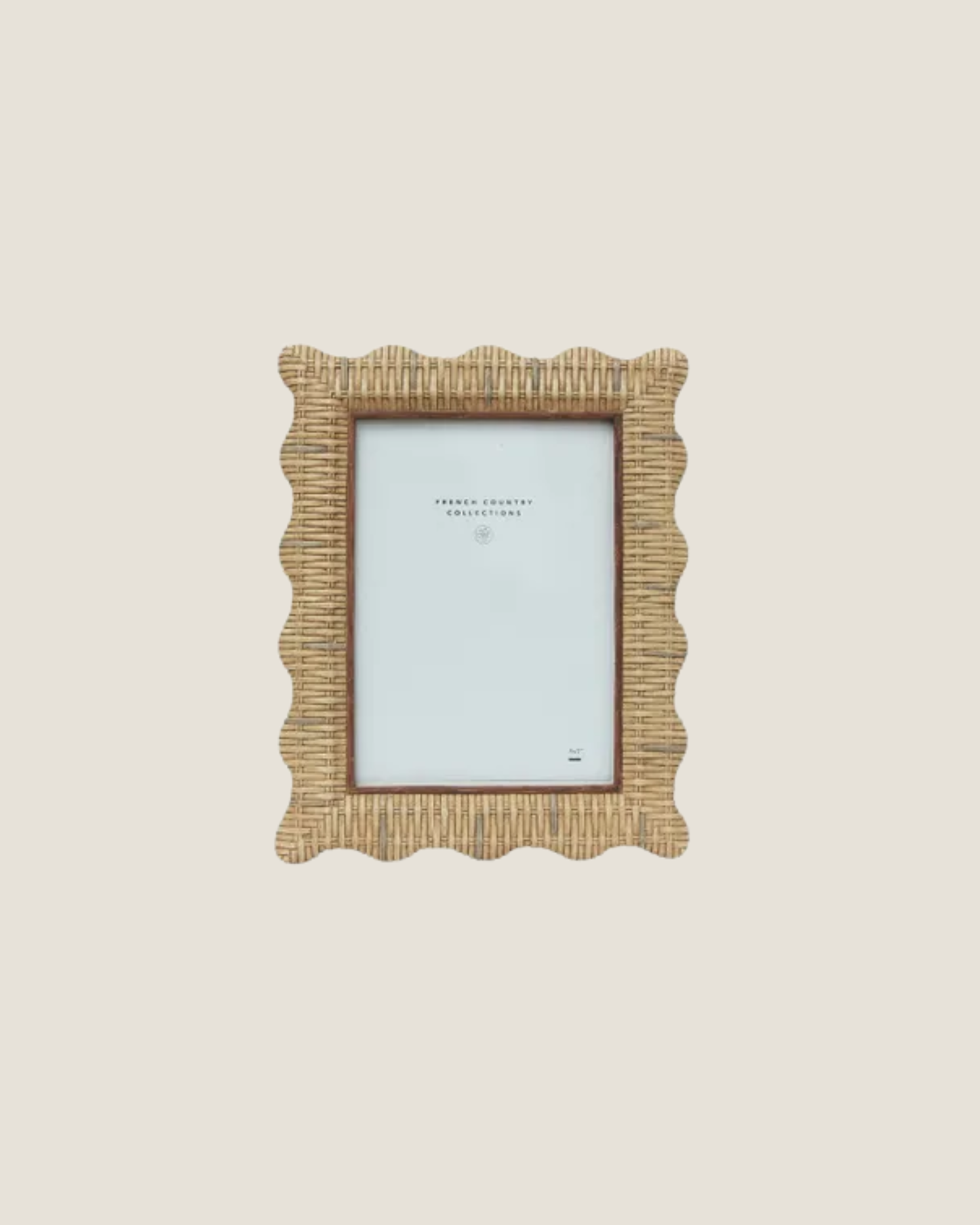 RATTAN WAVY PHOTO FRAME - 4 X 6
