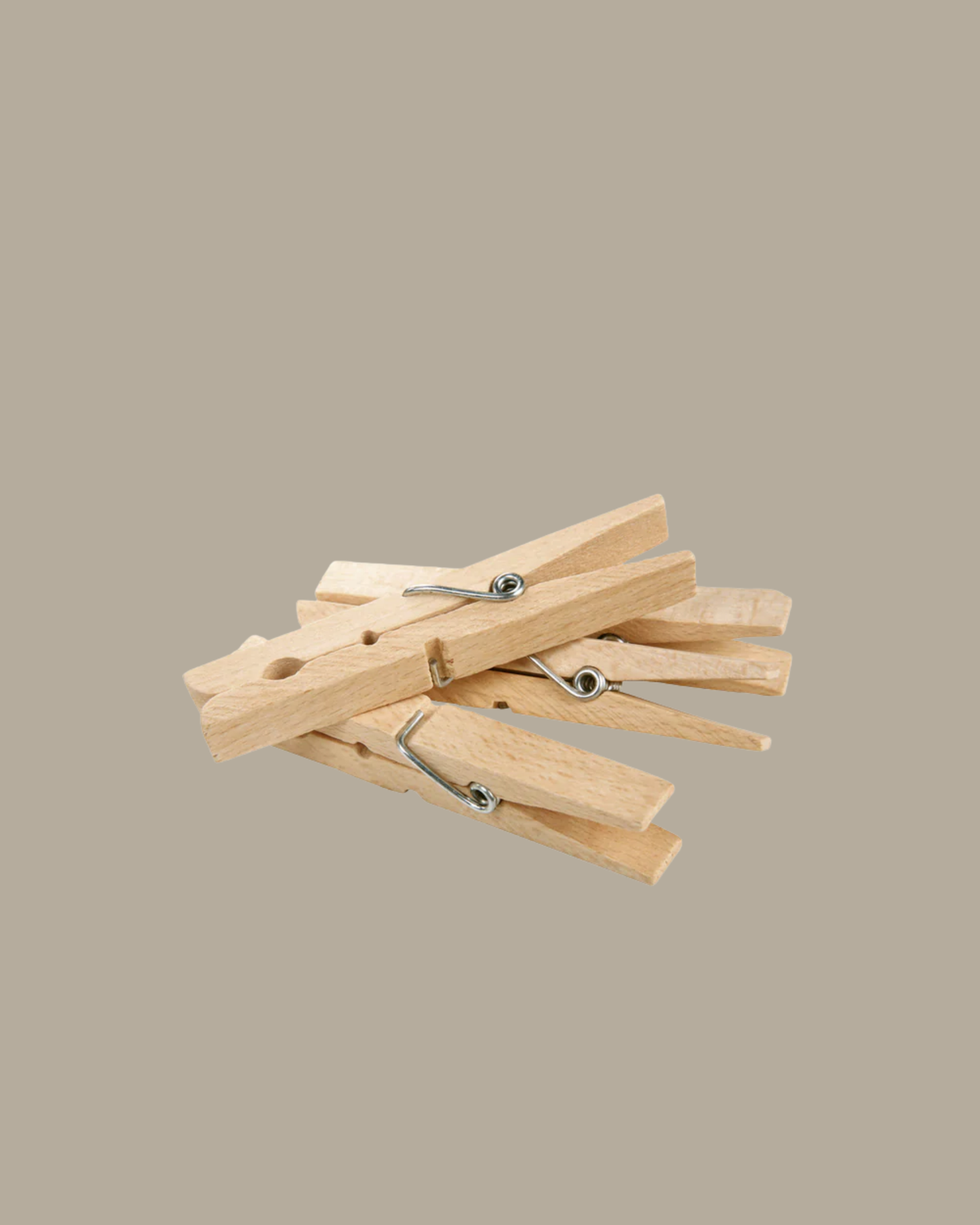 WOODEN CLOTHES PEGS IN COTTON BAG