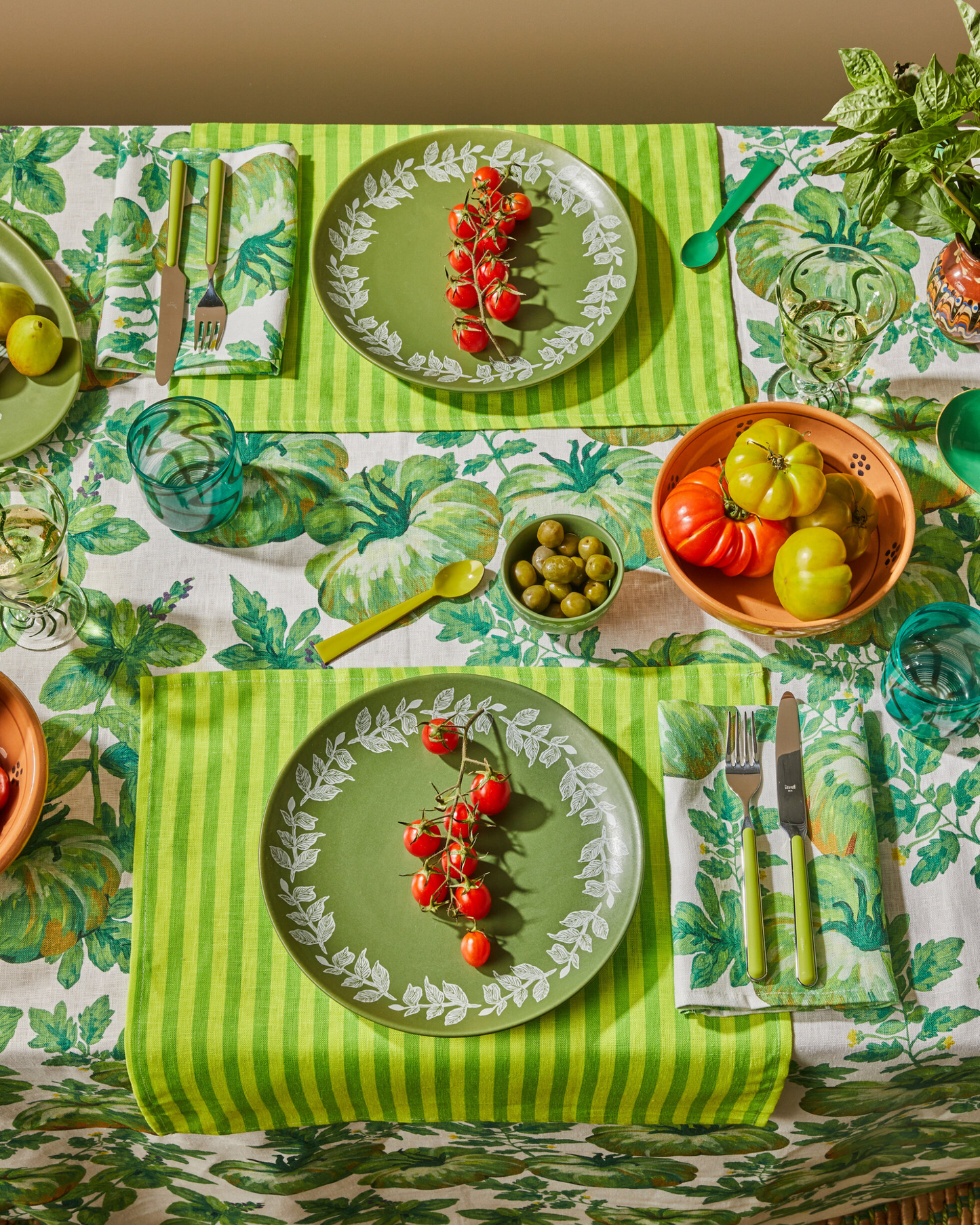 VINES PLATE - GREEN