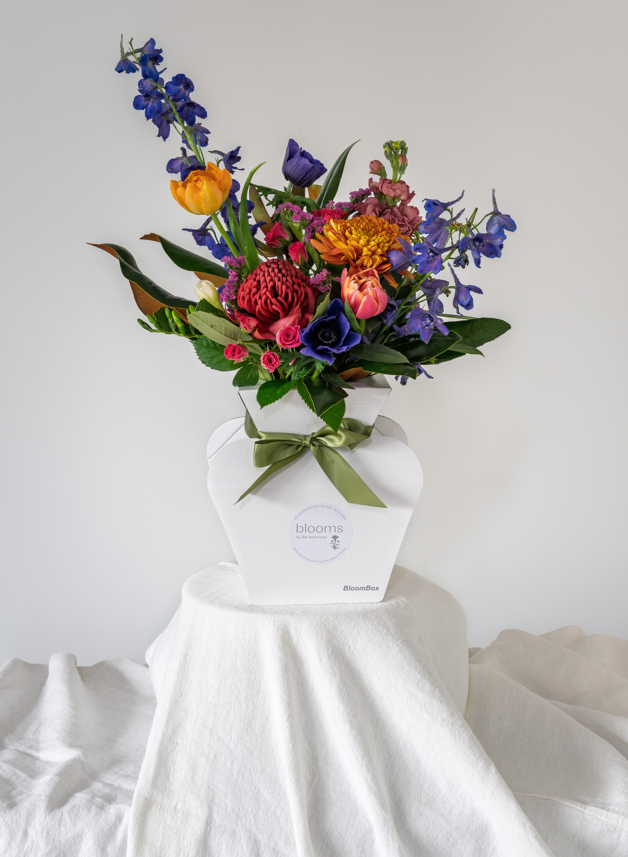 FRESH FLOWERS IN A WATER BOX