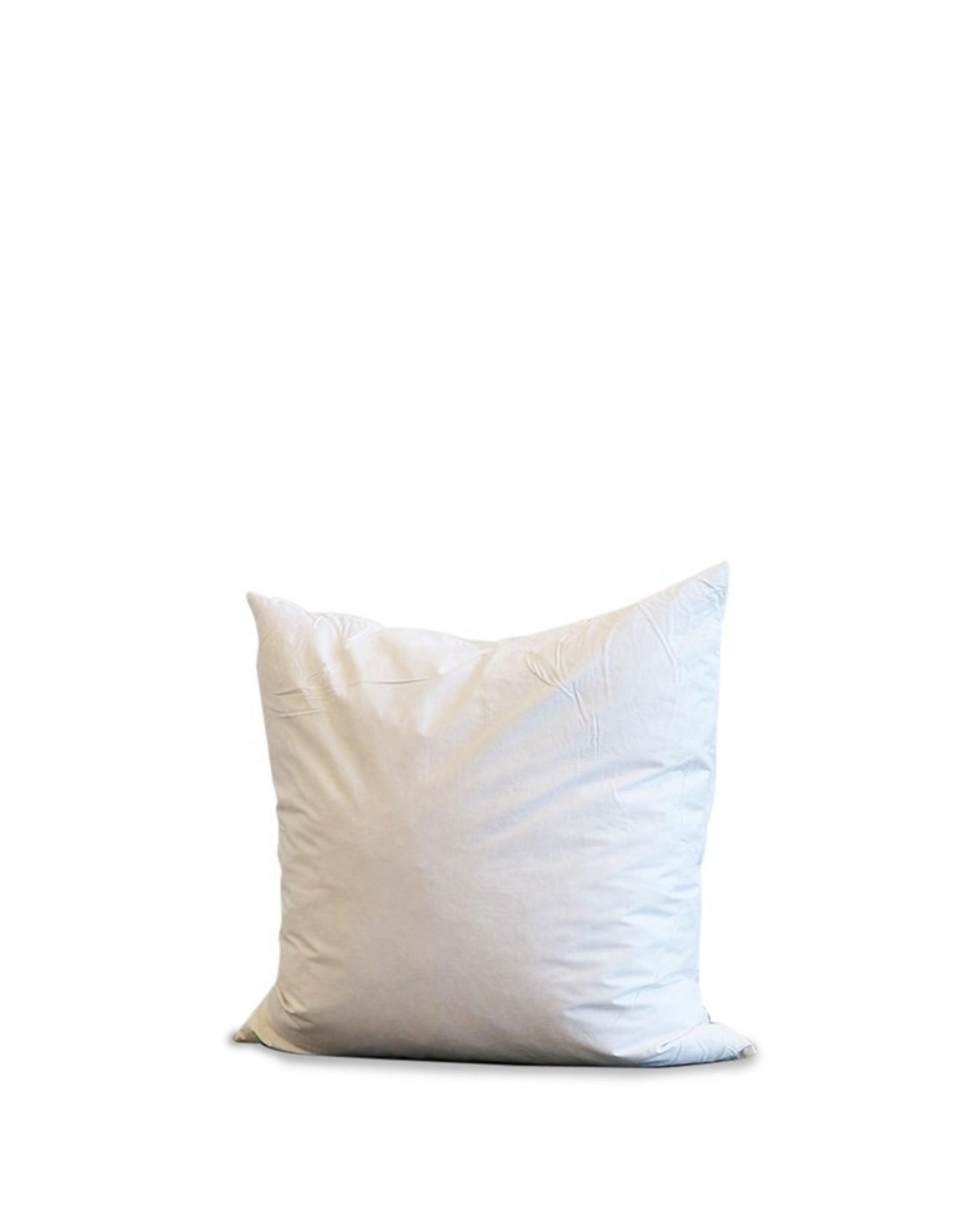 A slightly wrinkled plain white pillow, measuring 60x60cm and filled with soft duck feathers for a fluffy appearance, is positioned against a white background. This square-shaped product is the Hawthorne INNER 60x60.
