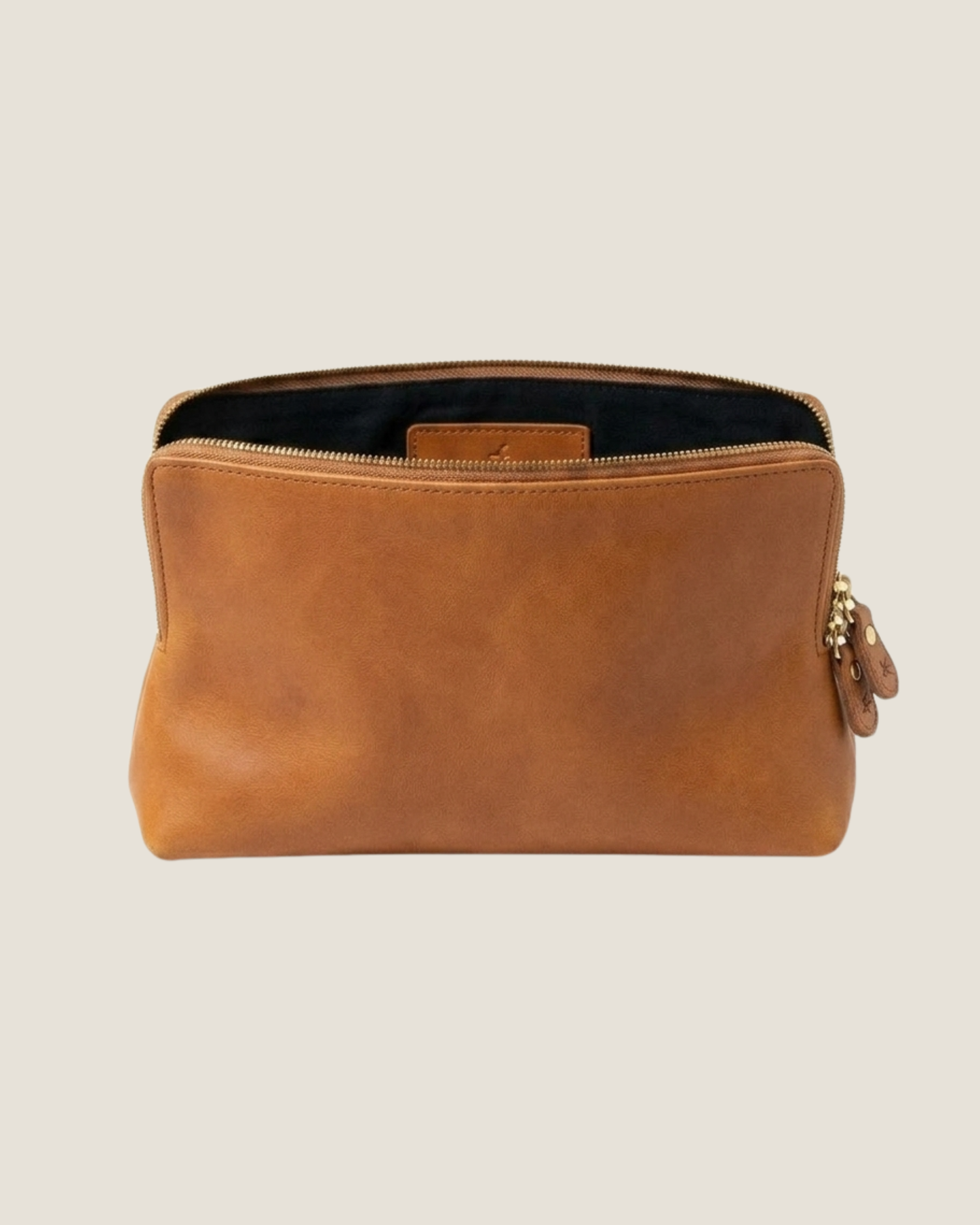 LEATHER ZIP COSMETIC BAG