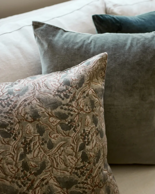 AMIRA FLORAL HANDBLOCK CUSHION COVER