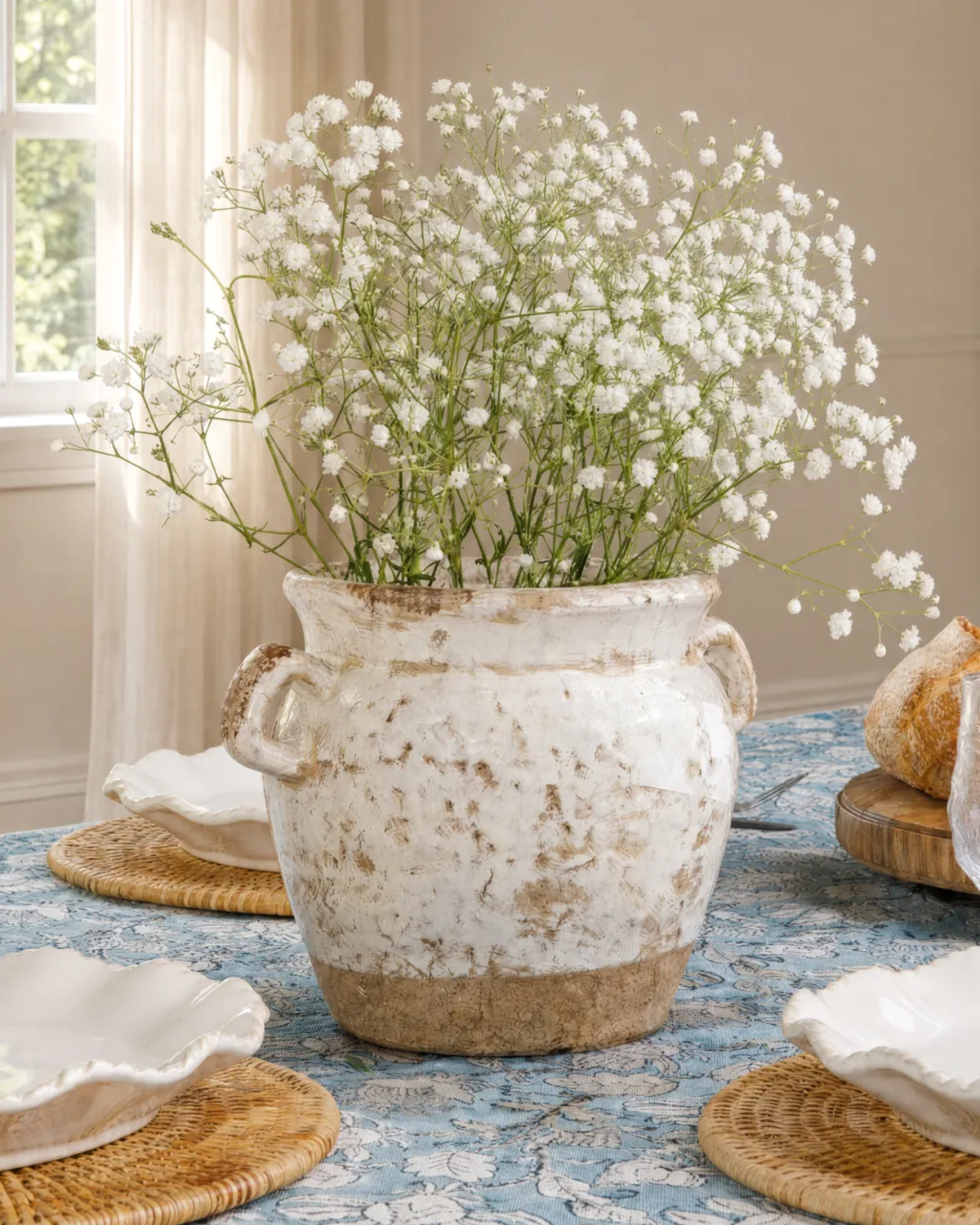ARLES CERAMIC VASE