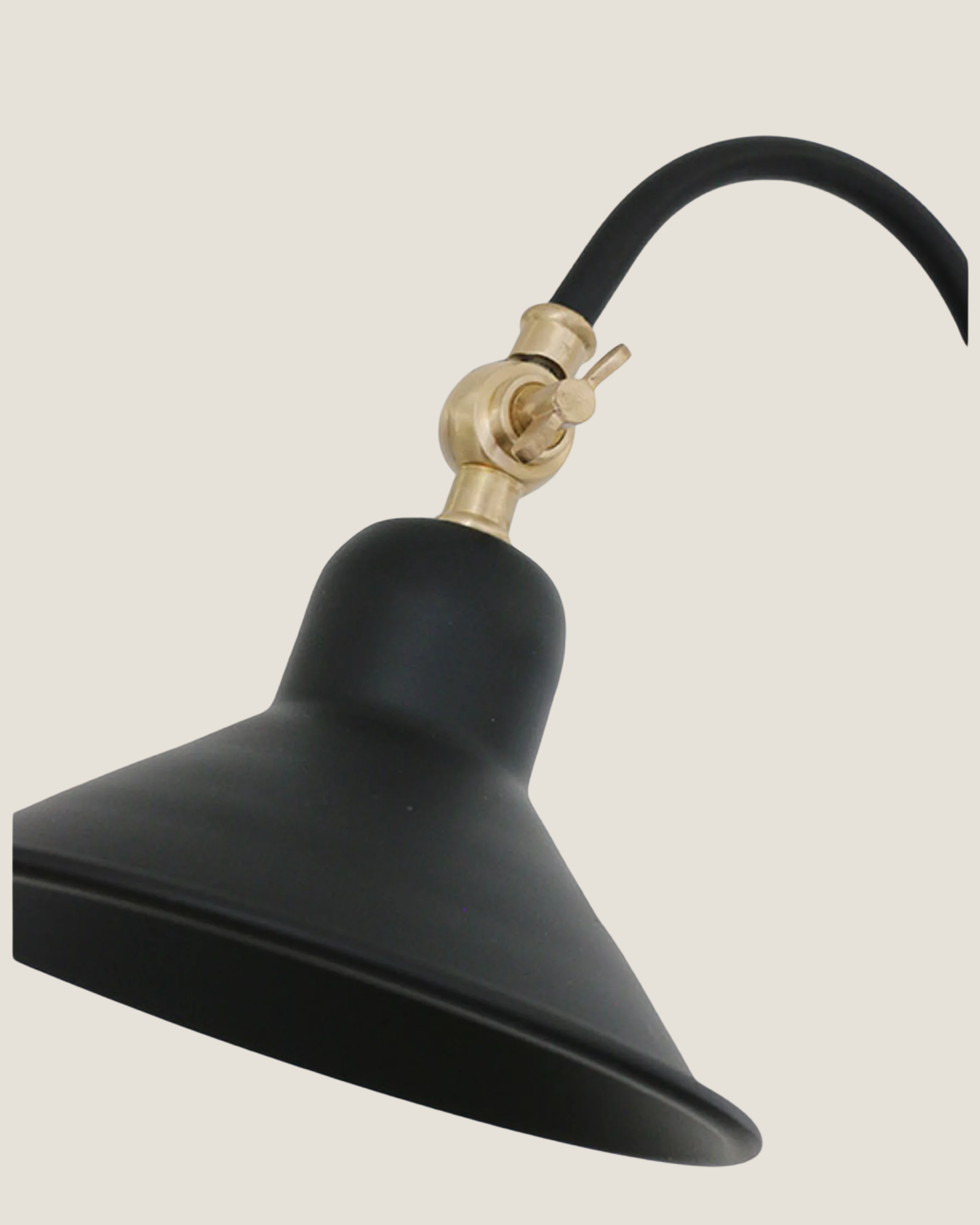 BUREAU DESK LAMP IN BRASS & BLACK FINISH