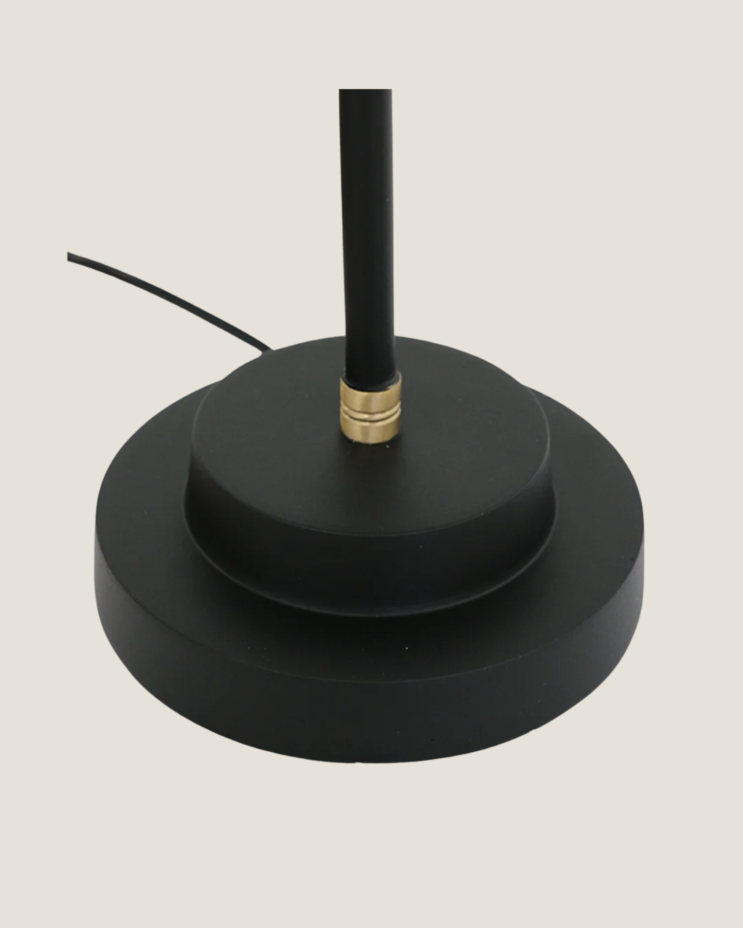 BUREAU DESK LAMP IN BRASS & BLACK FINISH
