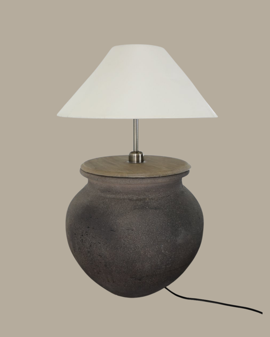 CASA NATURAL POT LAMP W/ SHADE