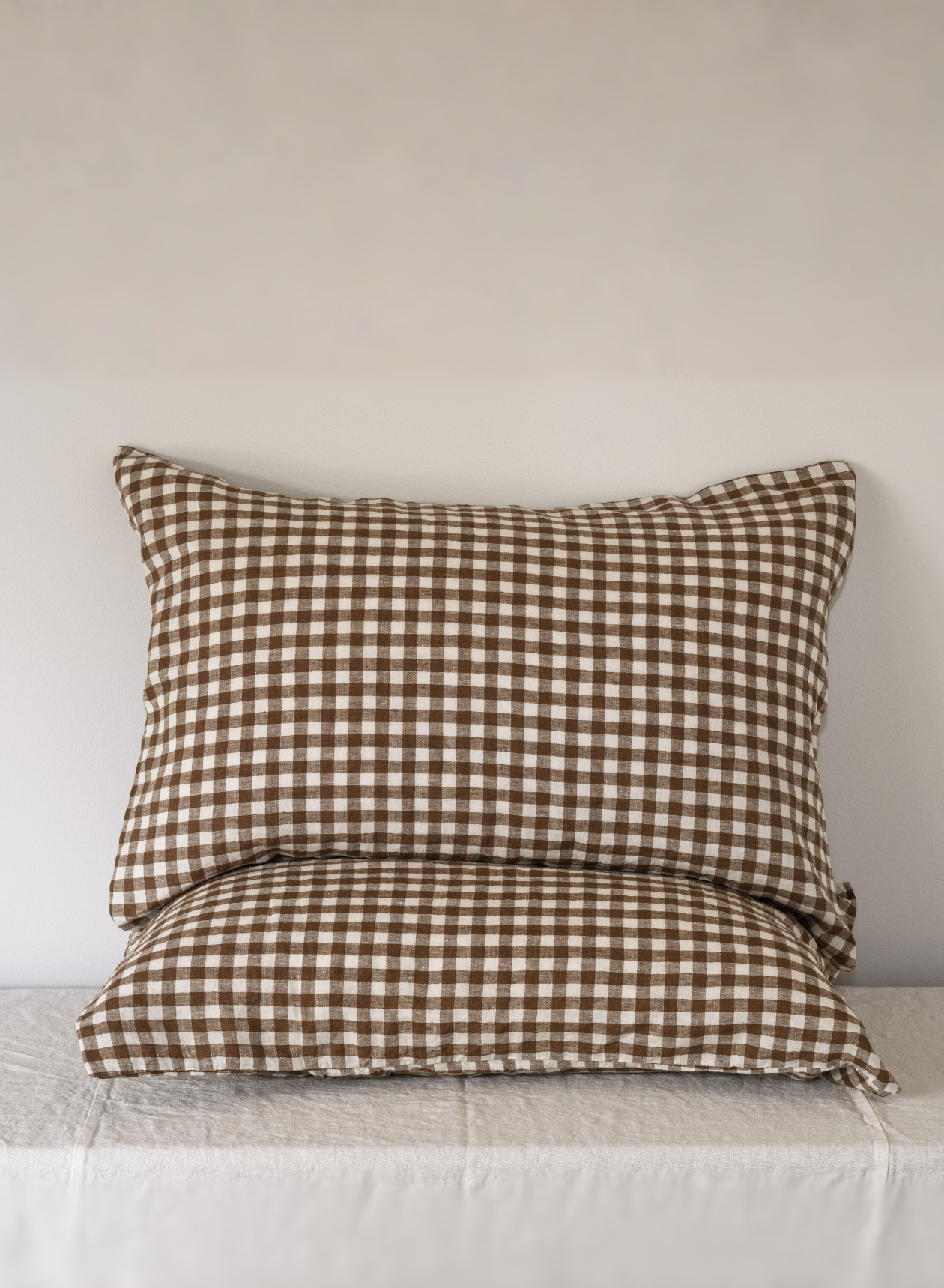 LE LIN - STANDARD PILLOW CASE SET - CHOCOLATE GINGHAM