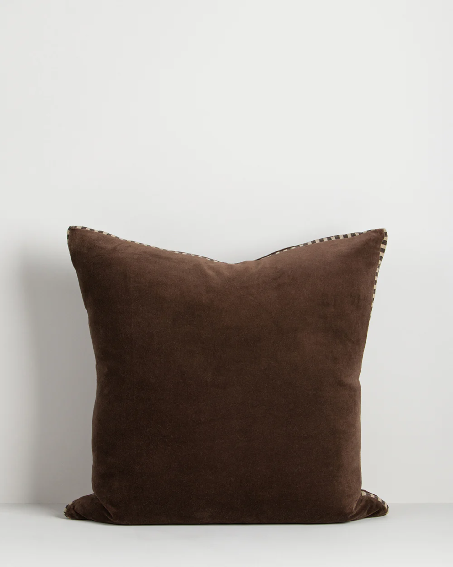 EDWARD CUSHION - CHOCOLATE 50 X 50