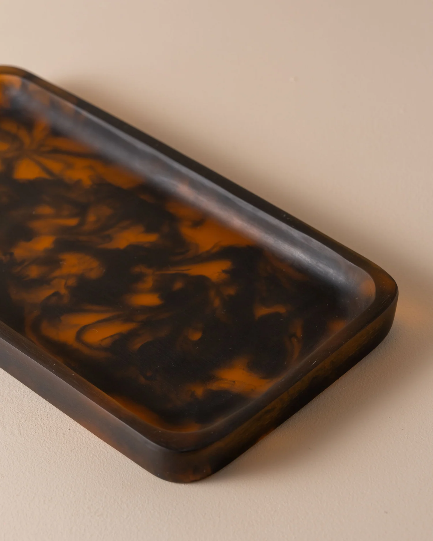 FLOW RESIN BATHROOM TRAY - EARTH