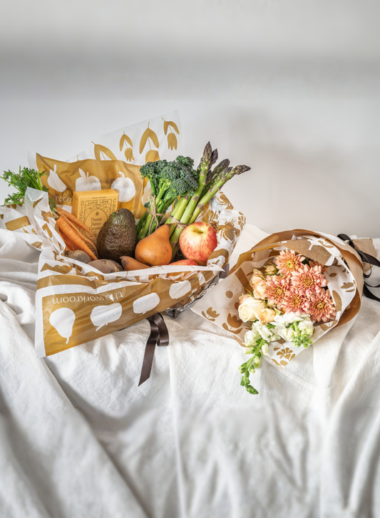 MARKET PRODUCE AND BLOOMS GIFT BASKET