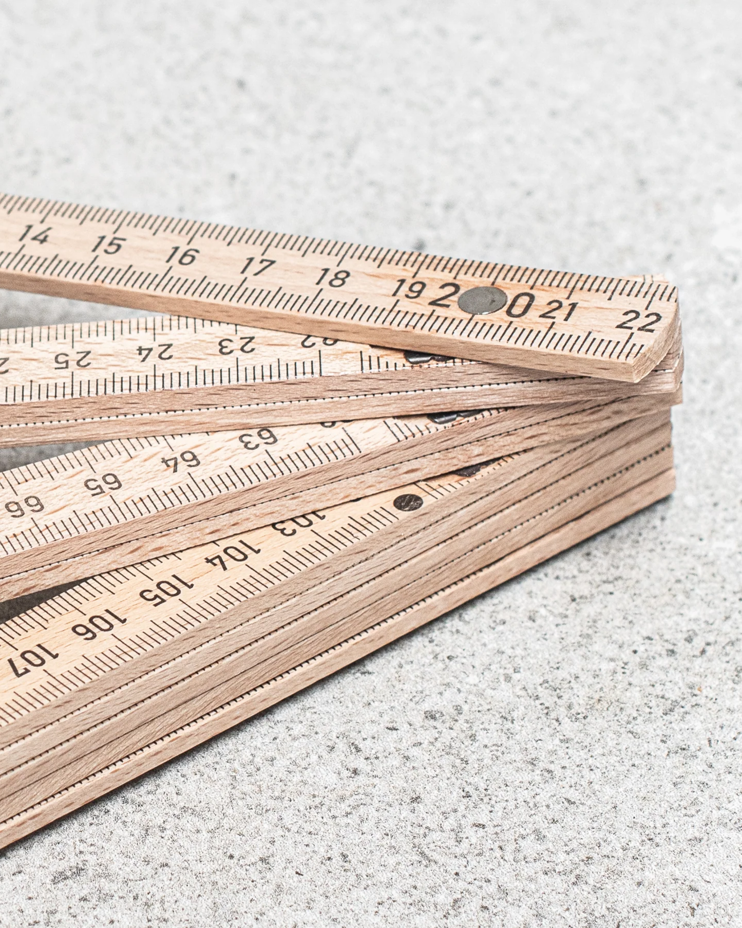 GARDEN FOLDING RULER