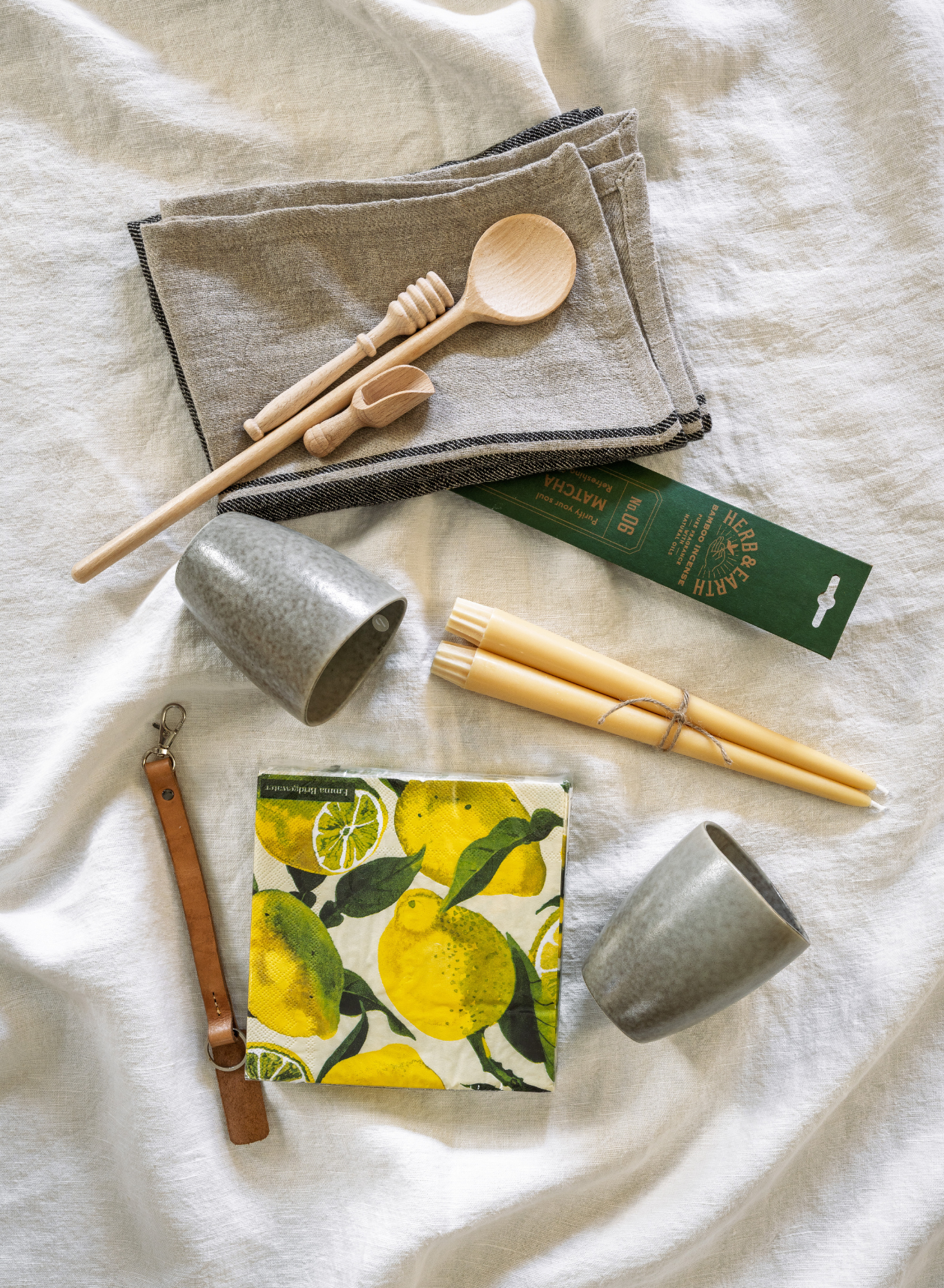 NEW HOME OWNERS GIFT BASKET