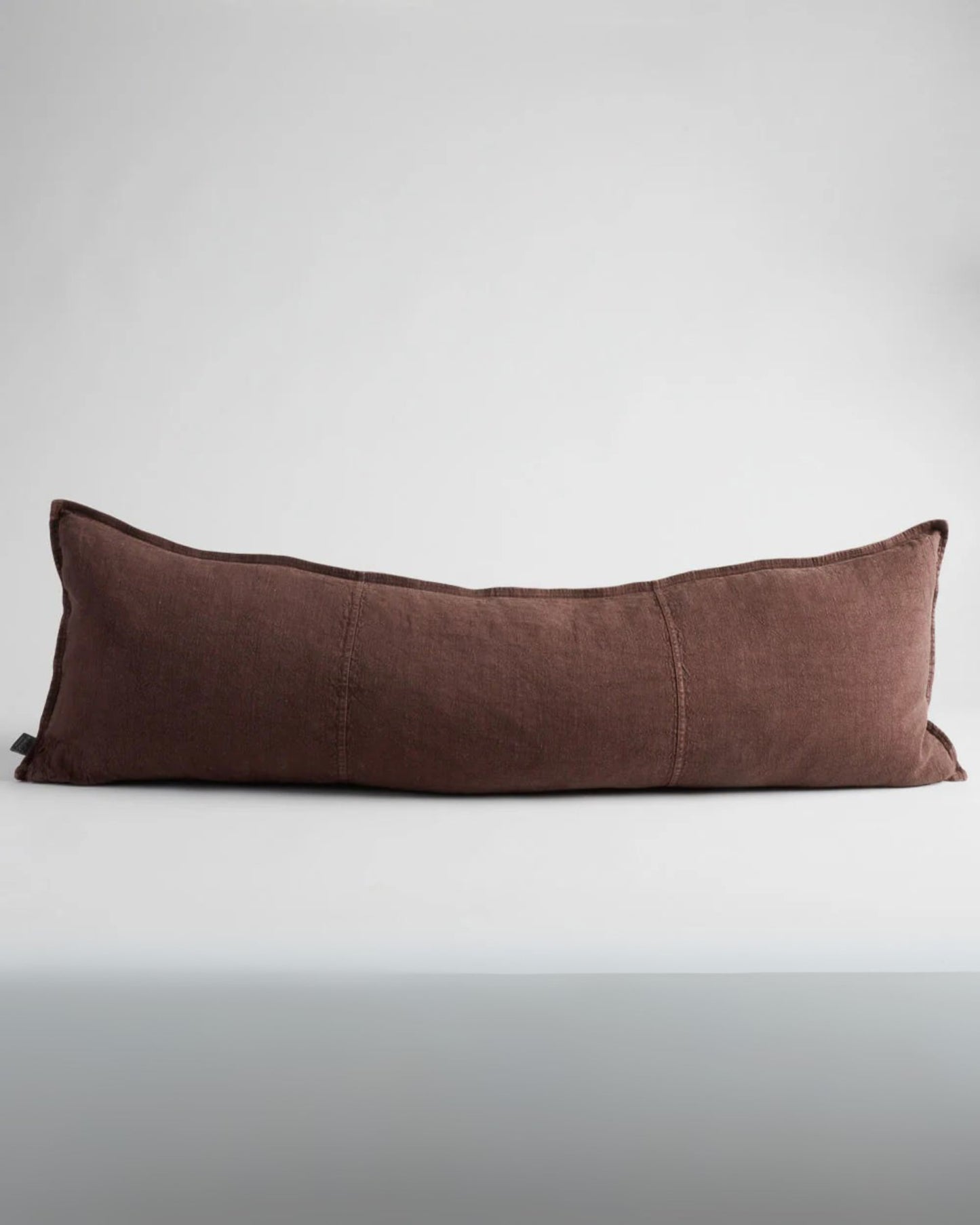 LUCA LINEN LONG LUMBAR - CHOCOLATE