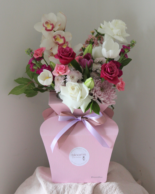 MOTHER'S DAY FLOWERS - WATER BOX