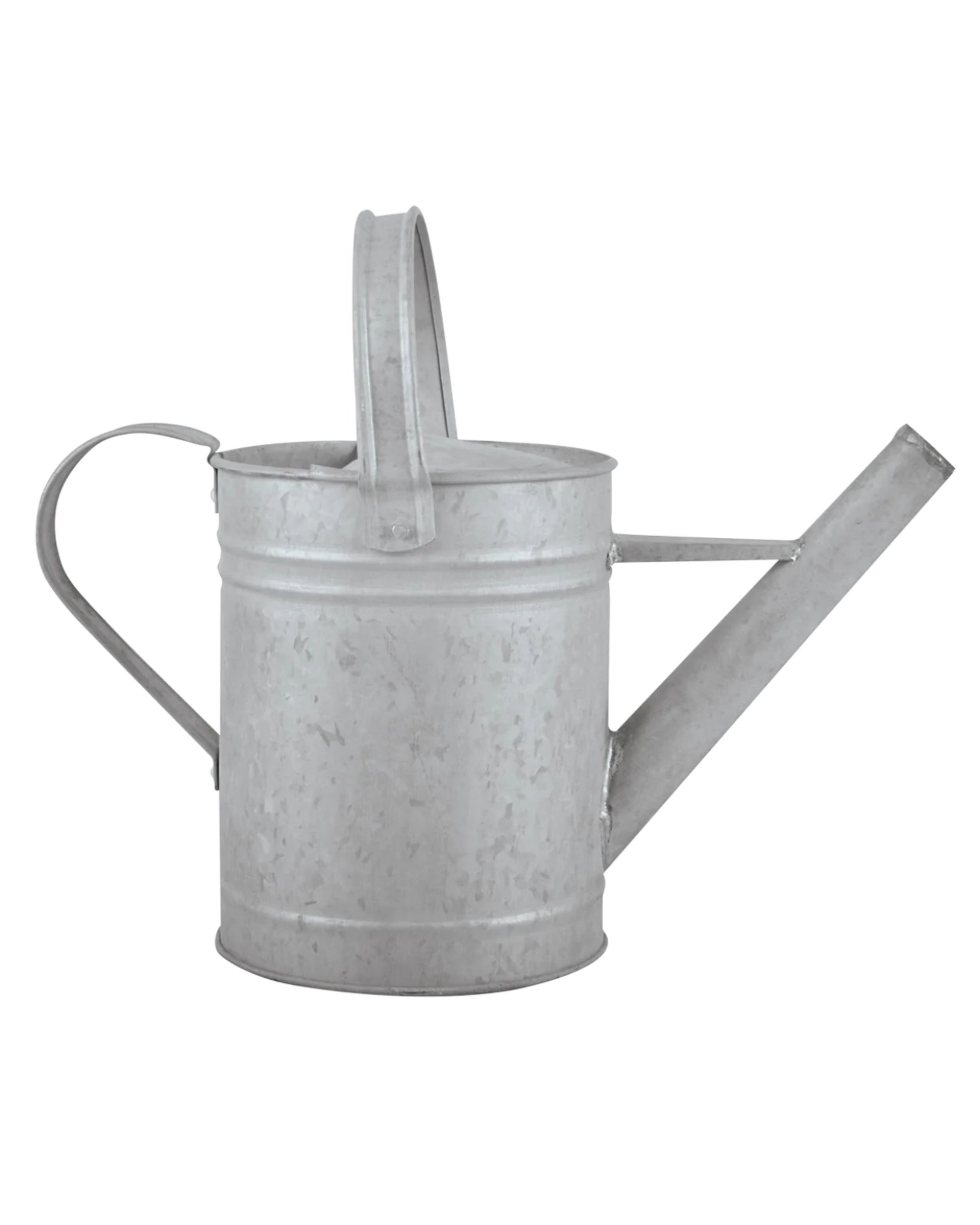 The Impress OLD ZINC WATERING CAN 1.5 LITRE is crafted in a traditional English design, featuring a reinforced nozzle and top handle. Its long spout is ideal for reaching houseplants, and the can is finished with a slightly textured, galvanized surface in silver metal.