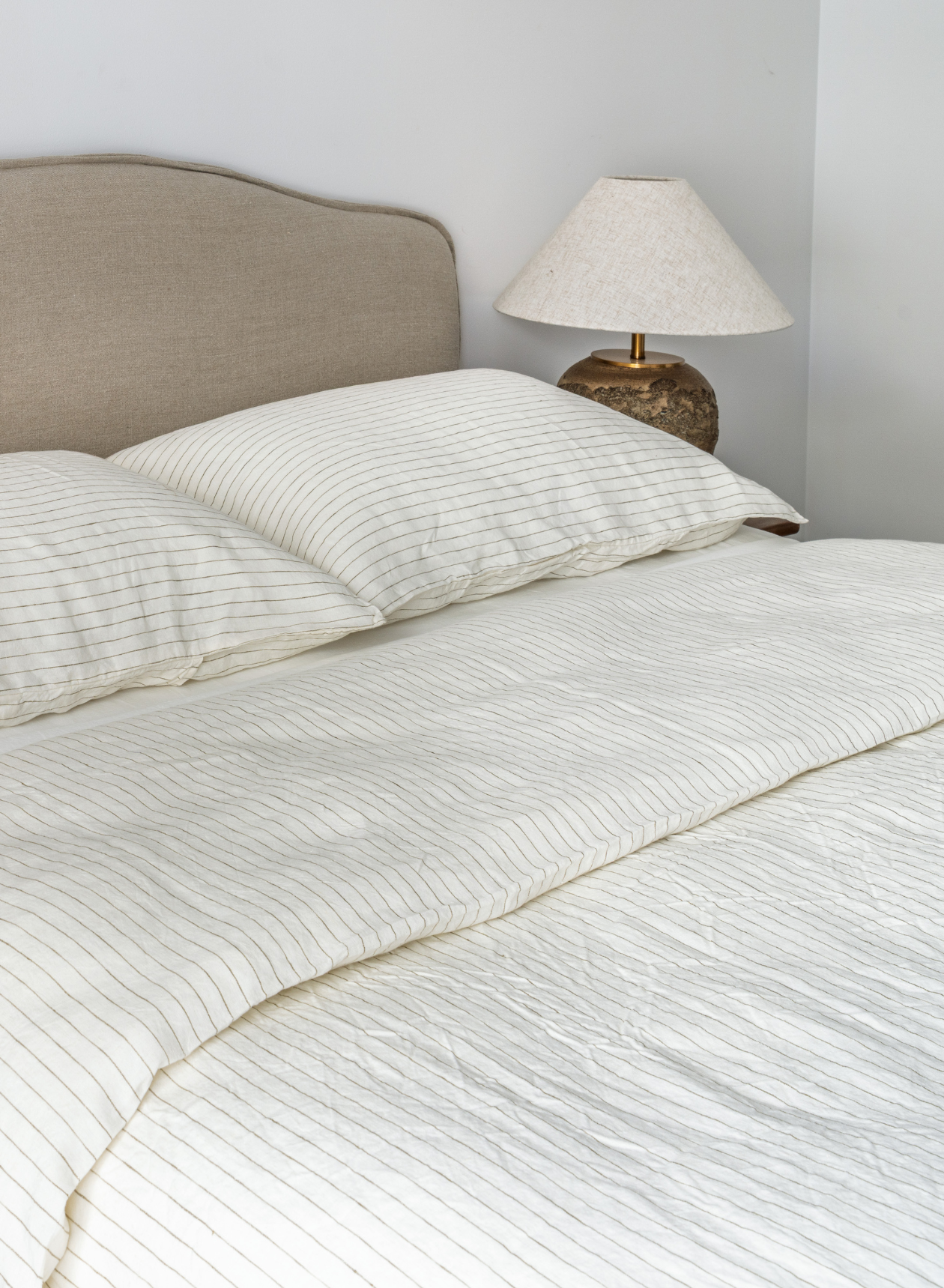 LE LIN - STANDARD PILLOW CASE SET - OLIVE PINSTRIPE