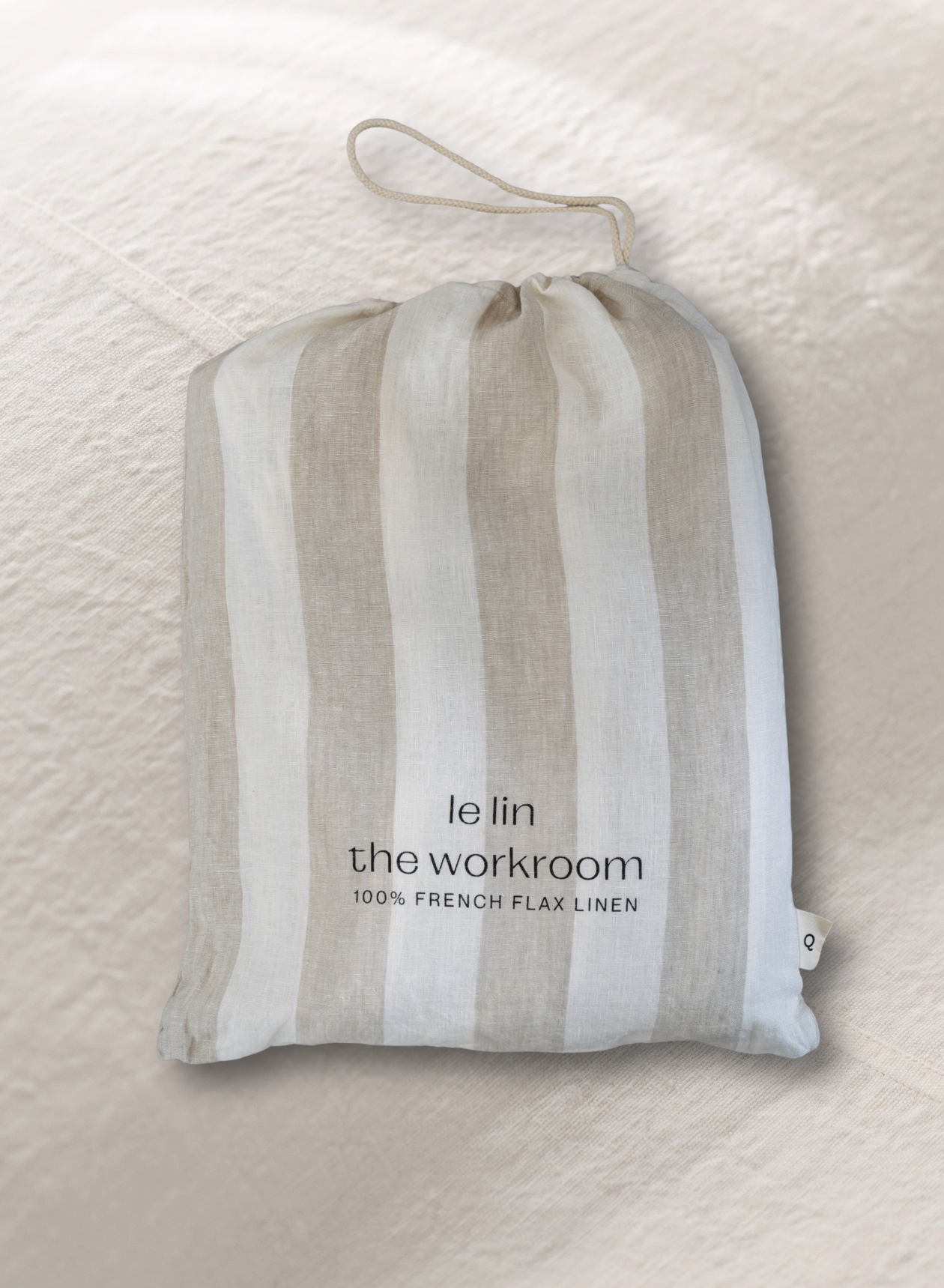 LE LIN - RUFFLE EDGE EURO PILLOW CASE SET - WIDE NATURAL STRIPE