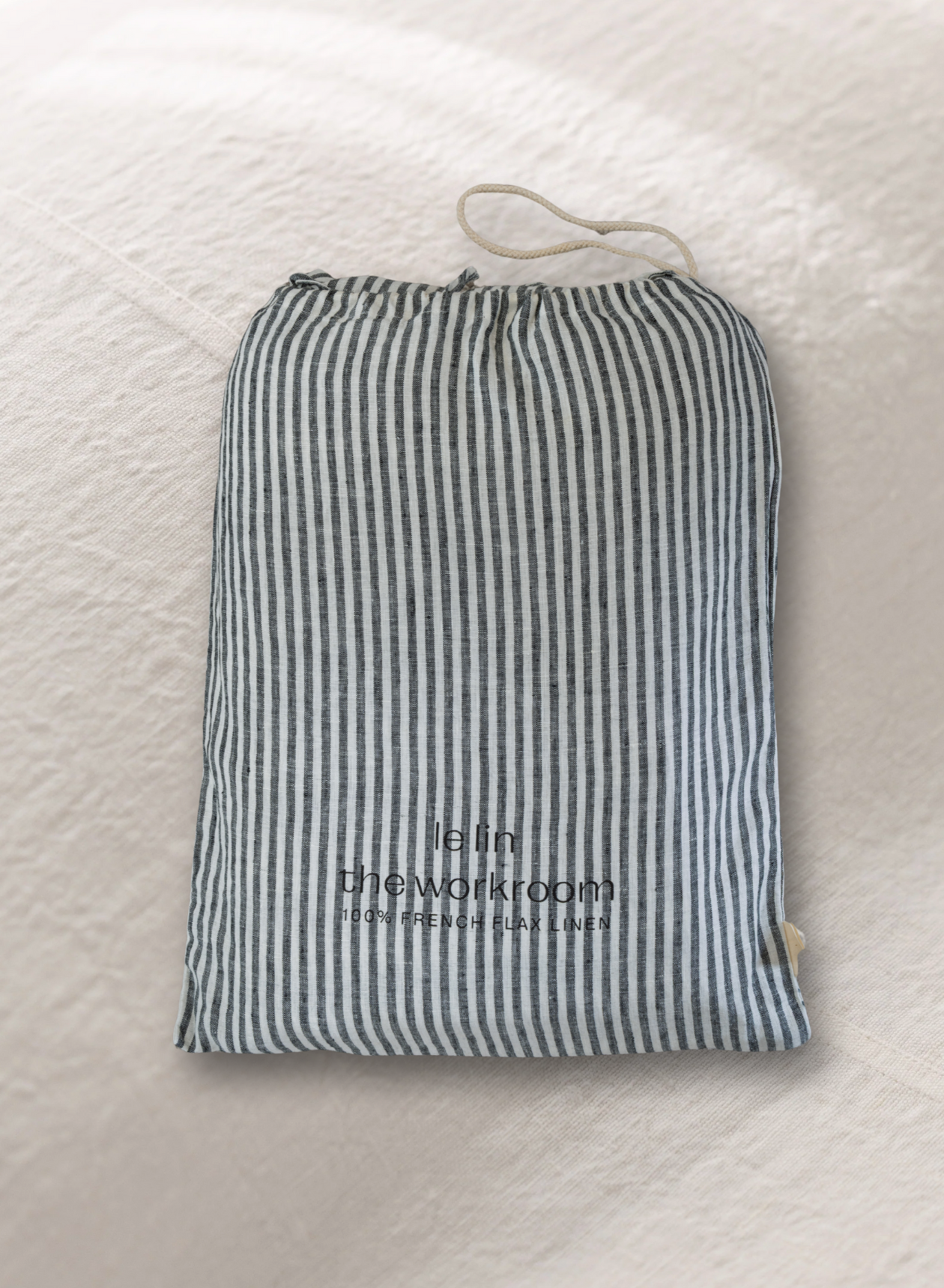 LE LIN - STANDARD PILLOW CASE SET - DARK CHARCOAL STRIPE