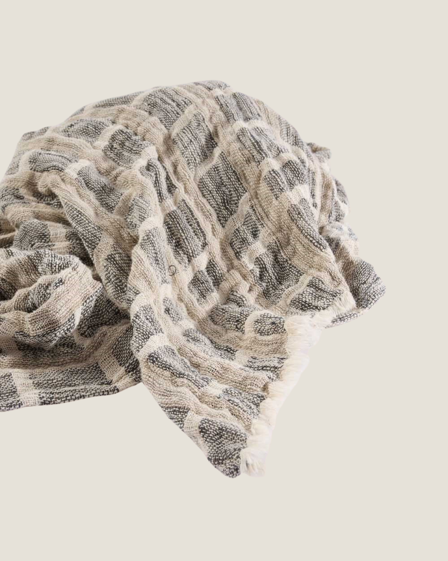 PETRA LINEN THROW