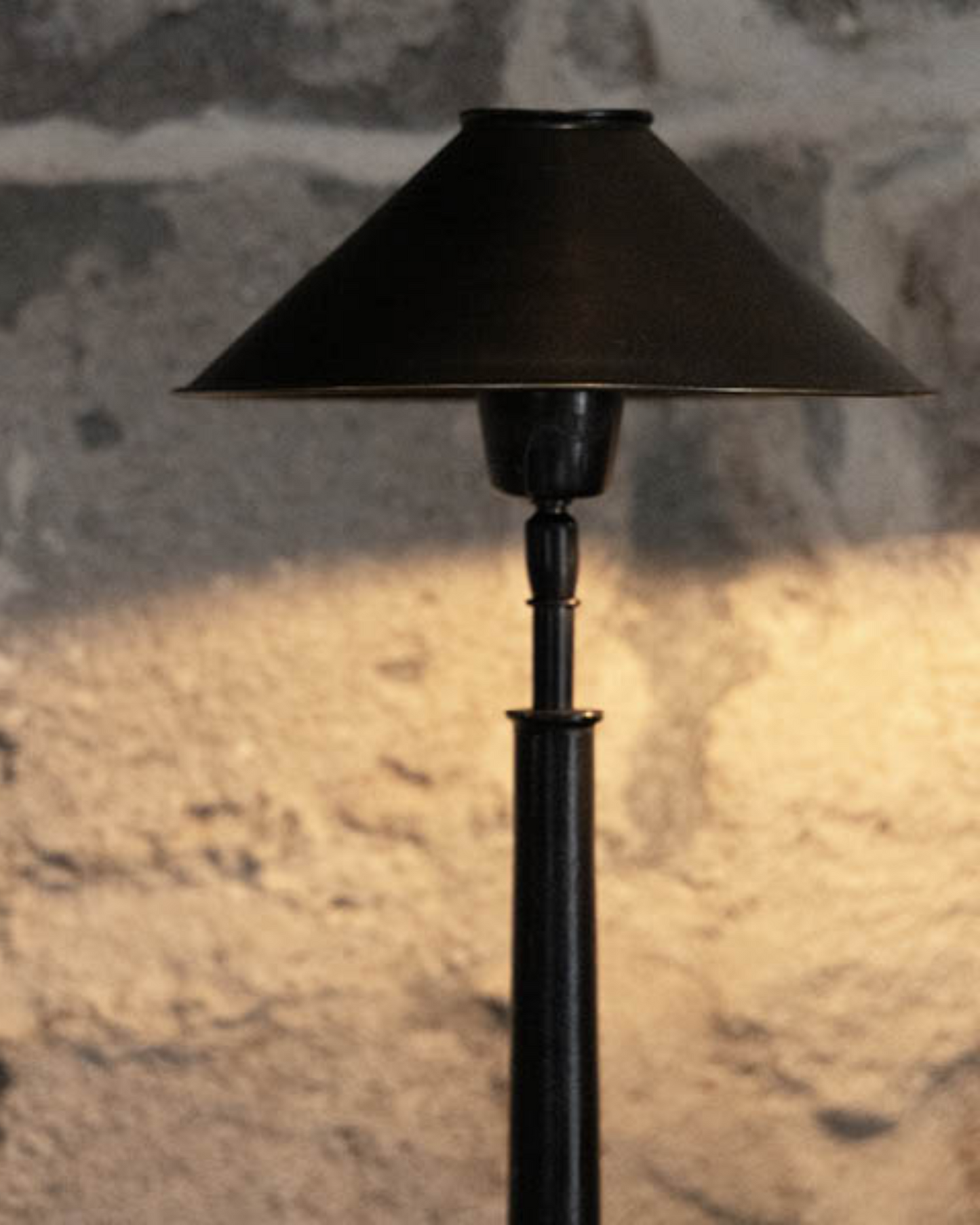POSITANO TABLE LAMP AND SHADE