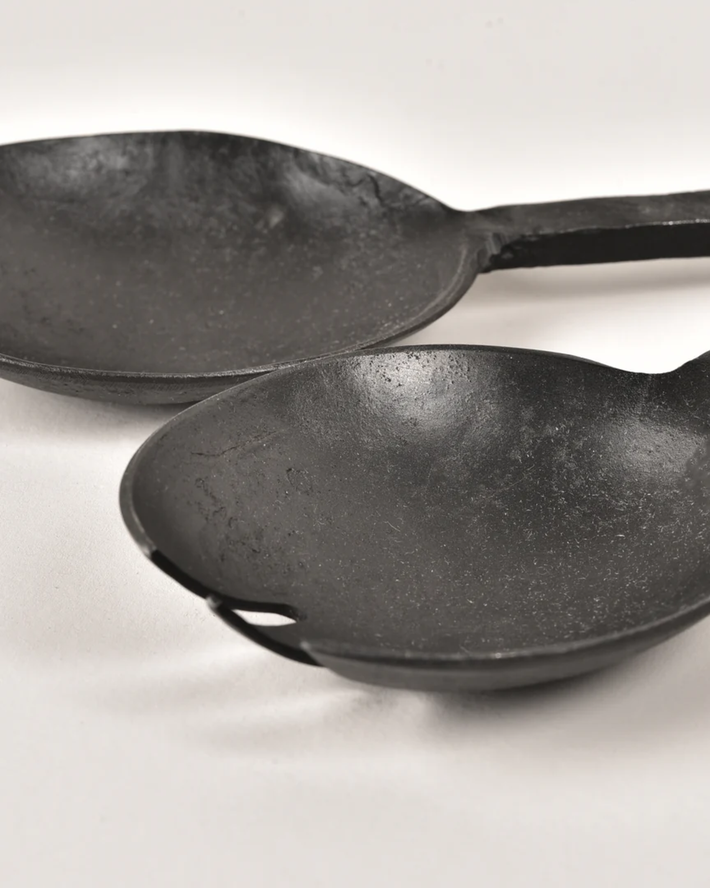 RAW IRON FLAT HANDLE SERVER