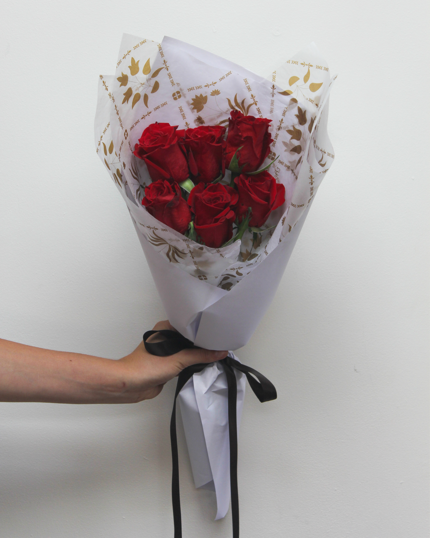 PRE ORDER - VALENTINES DAY ROSE BOUQUET