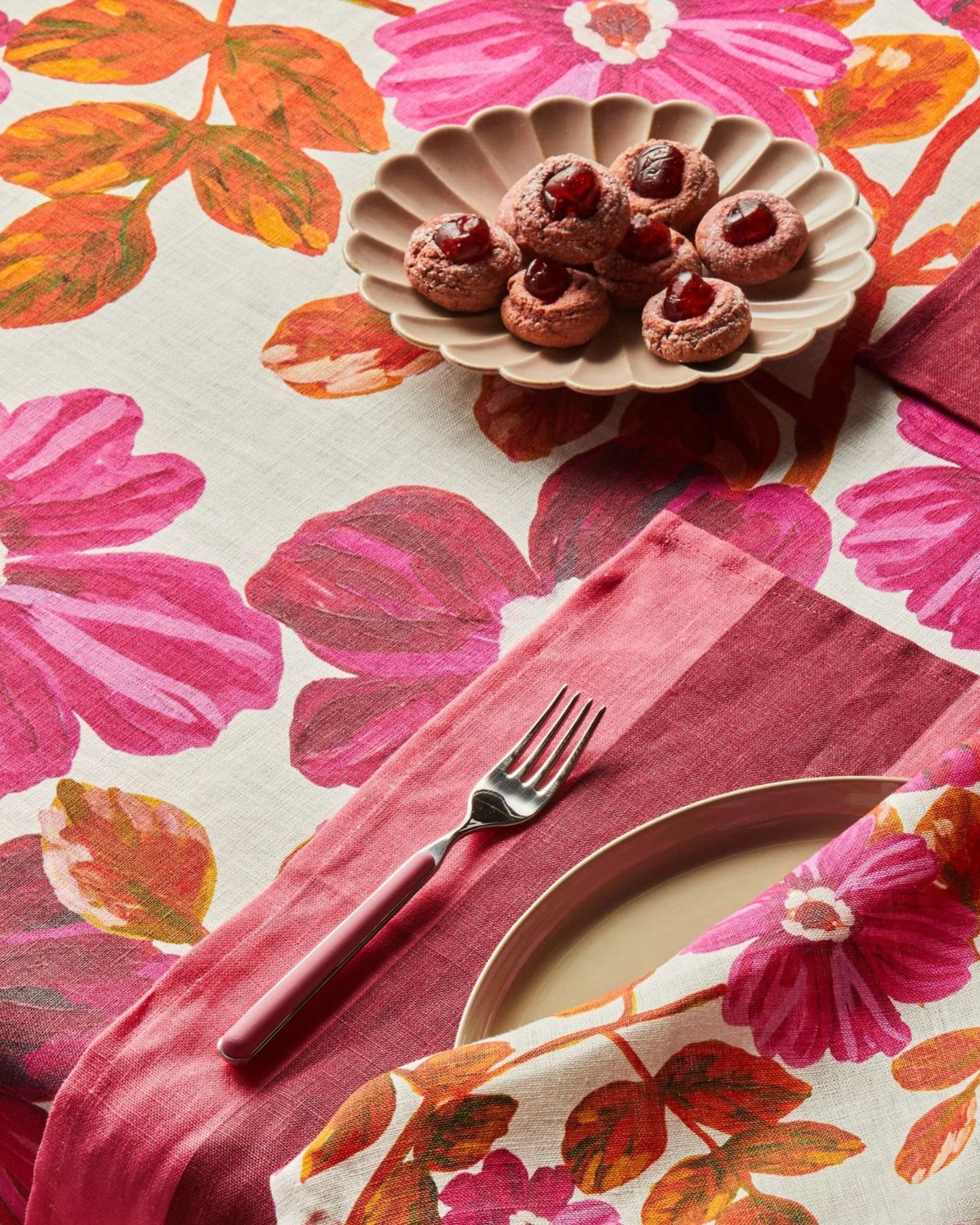 ROSETTA PINK TABLECLOTH