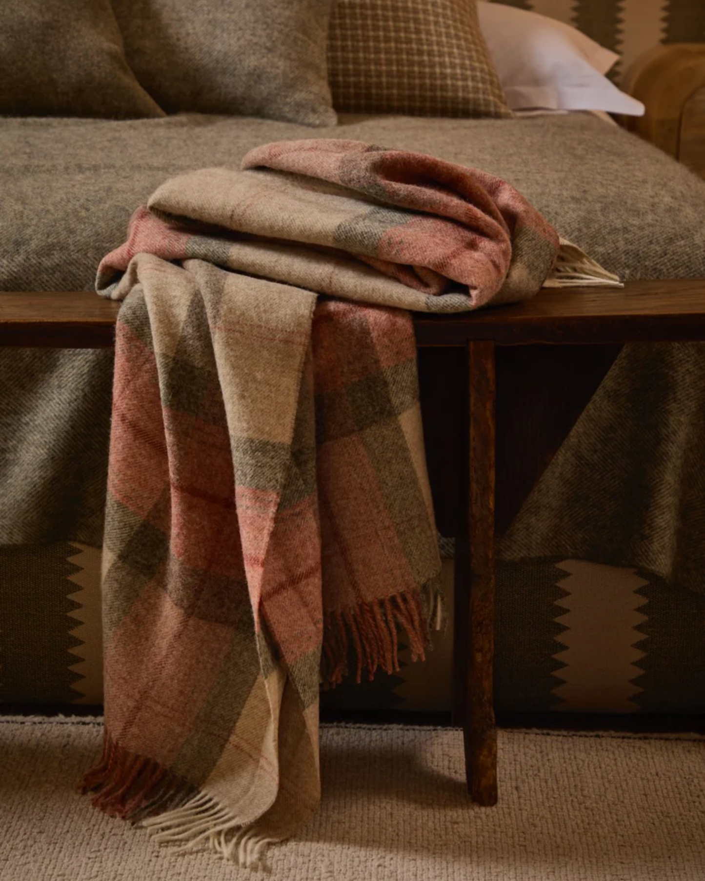SKY NZ WOOL THROW - CORAL