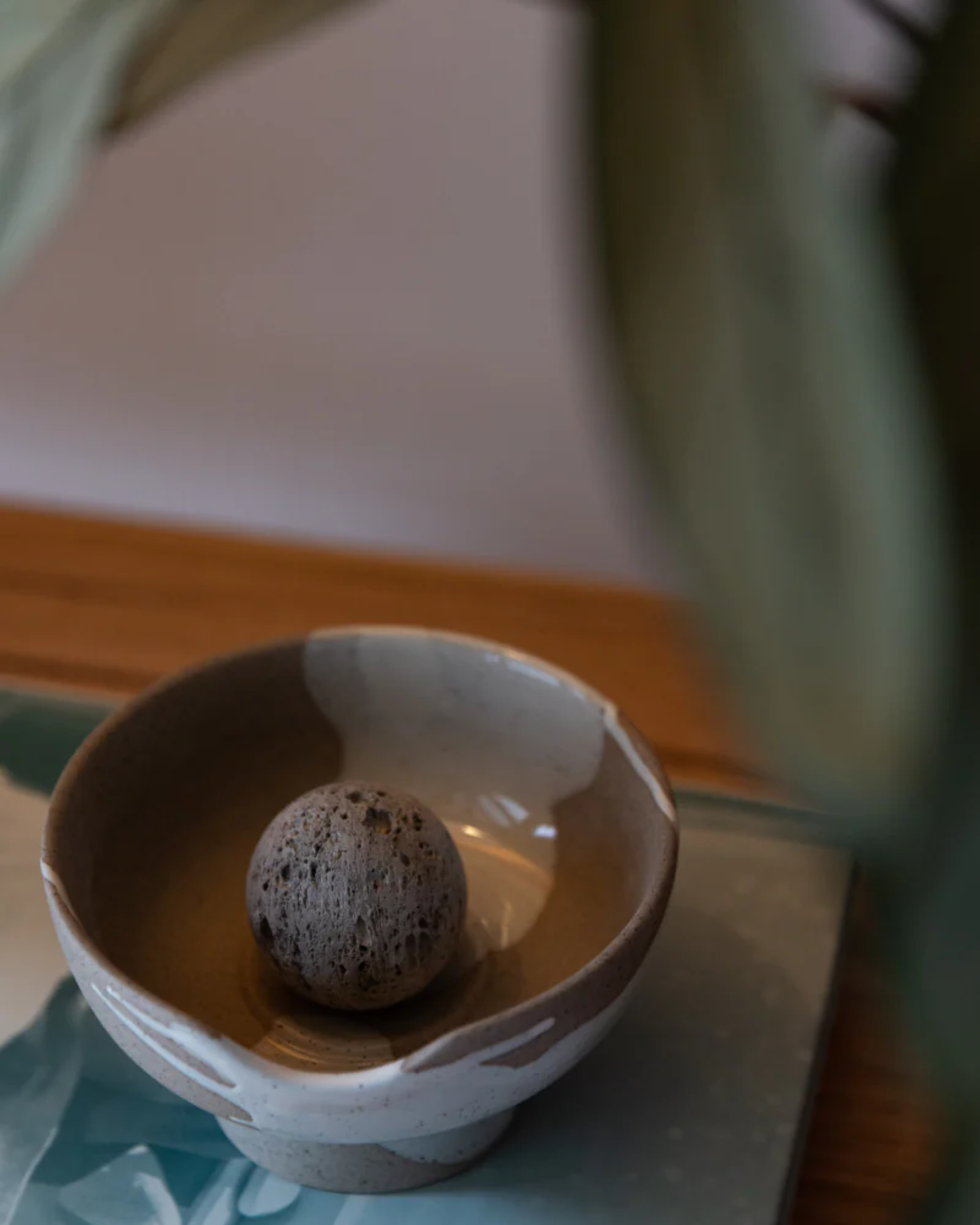 VOLCANIC ROCK DIFFUSER