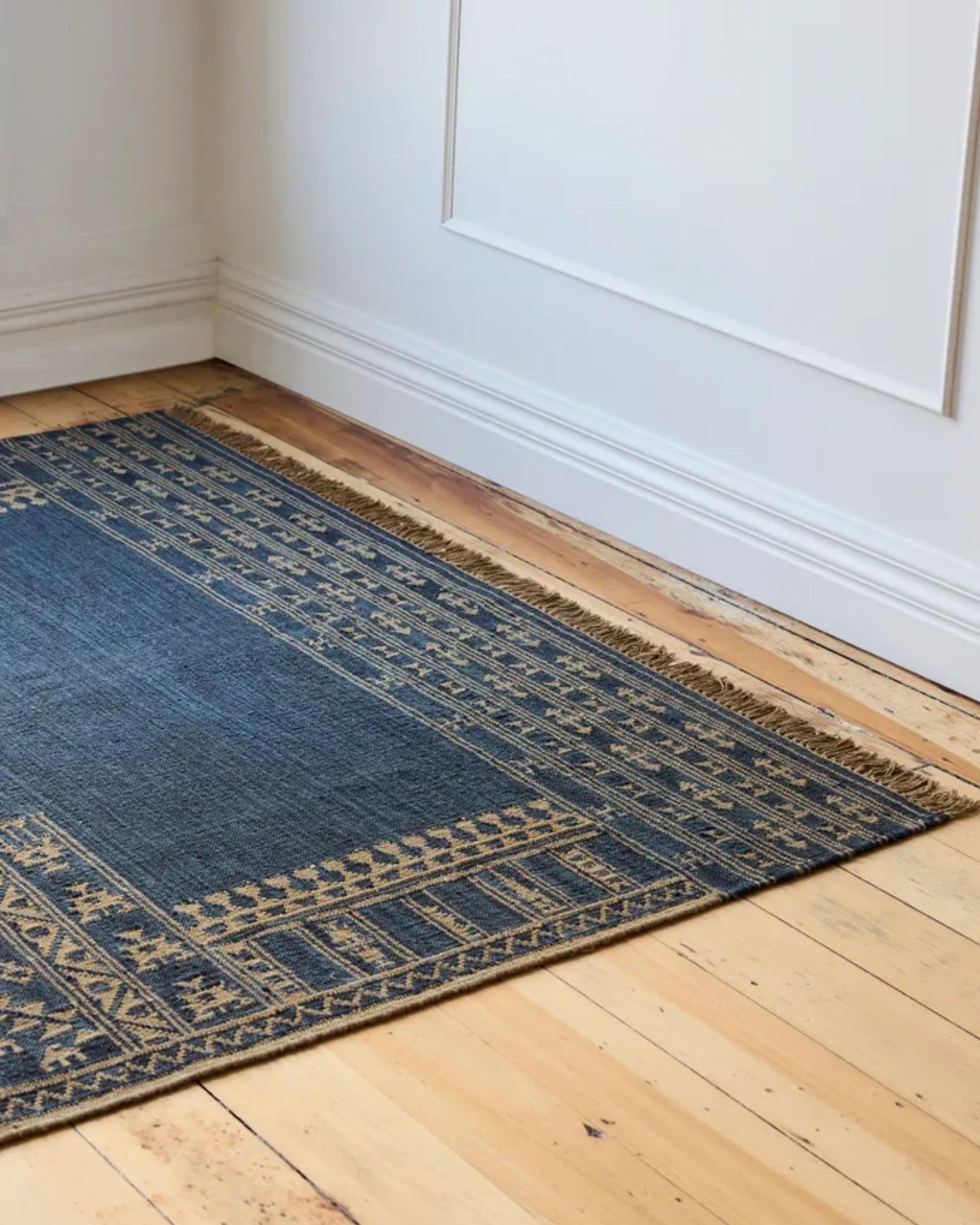 SUNDARA MOTIF RUG BLUE SMALL