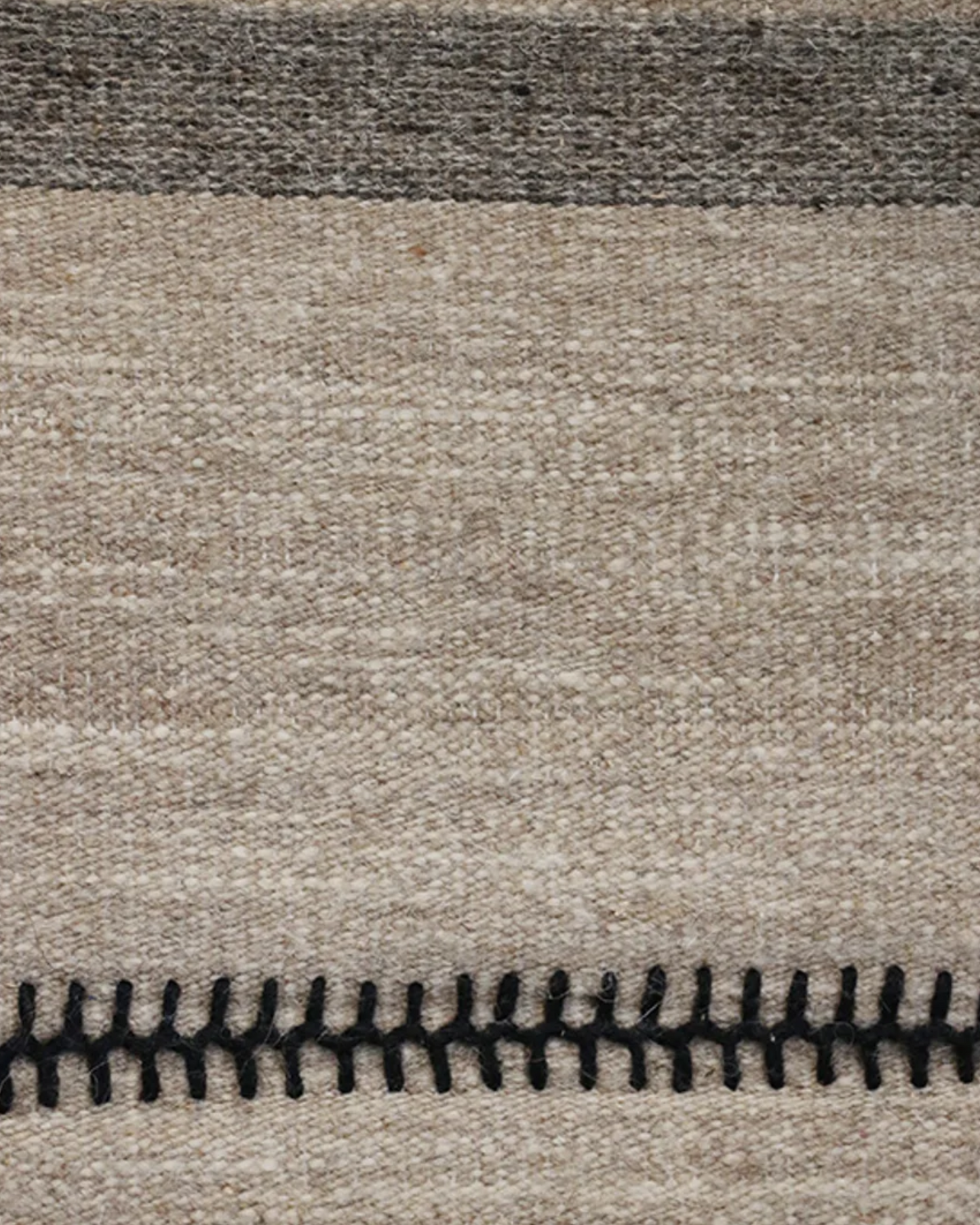 TRIBAL WOOL WOVEN RUG