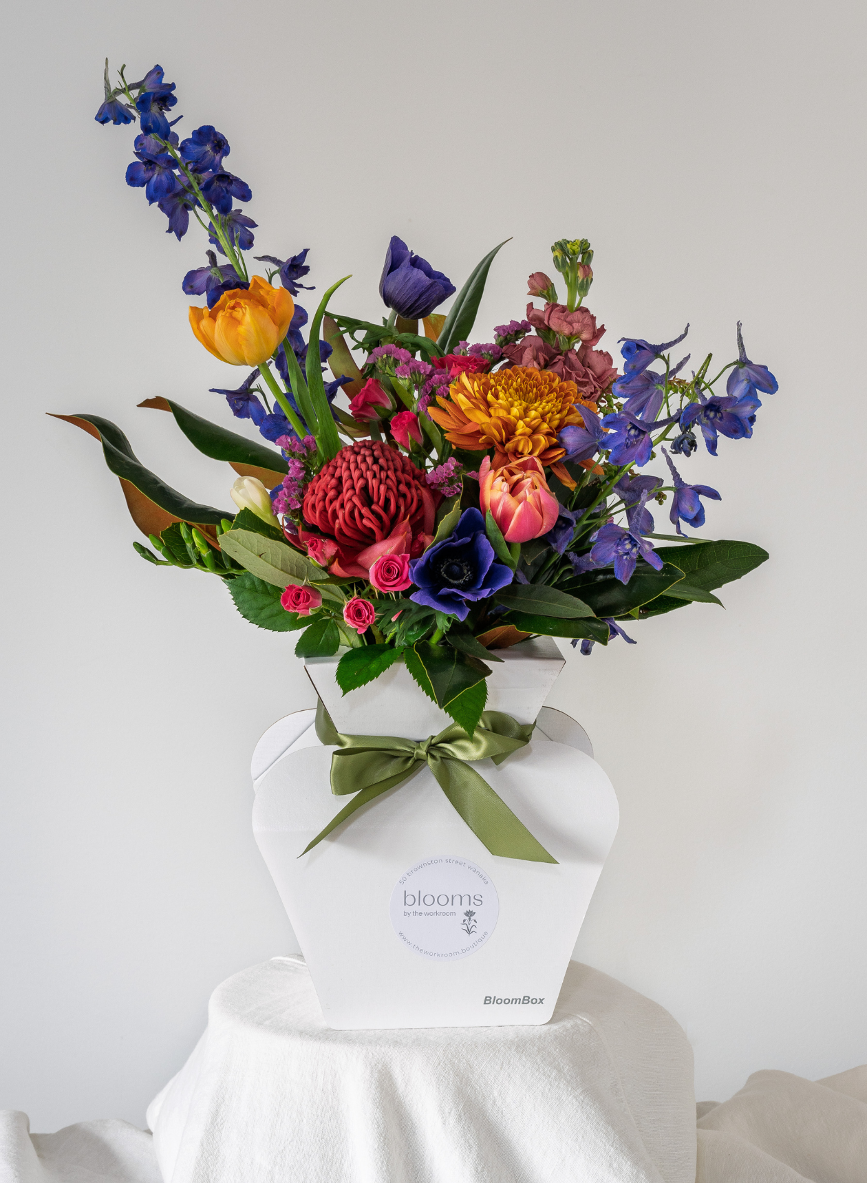 FRESH FLOWERS IN A WATER BOX