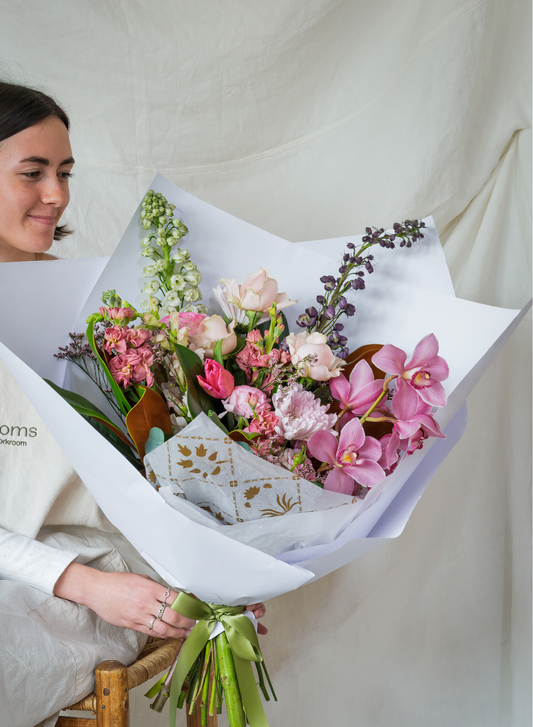 FRESH FLOWER BOUQUET